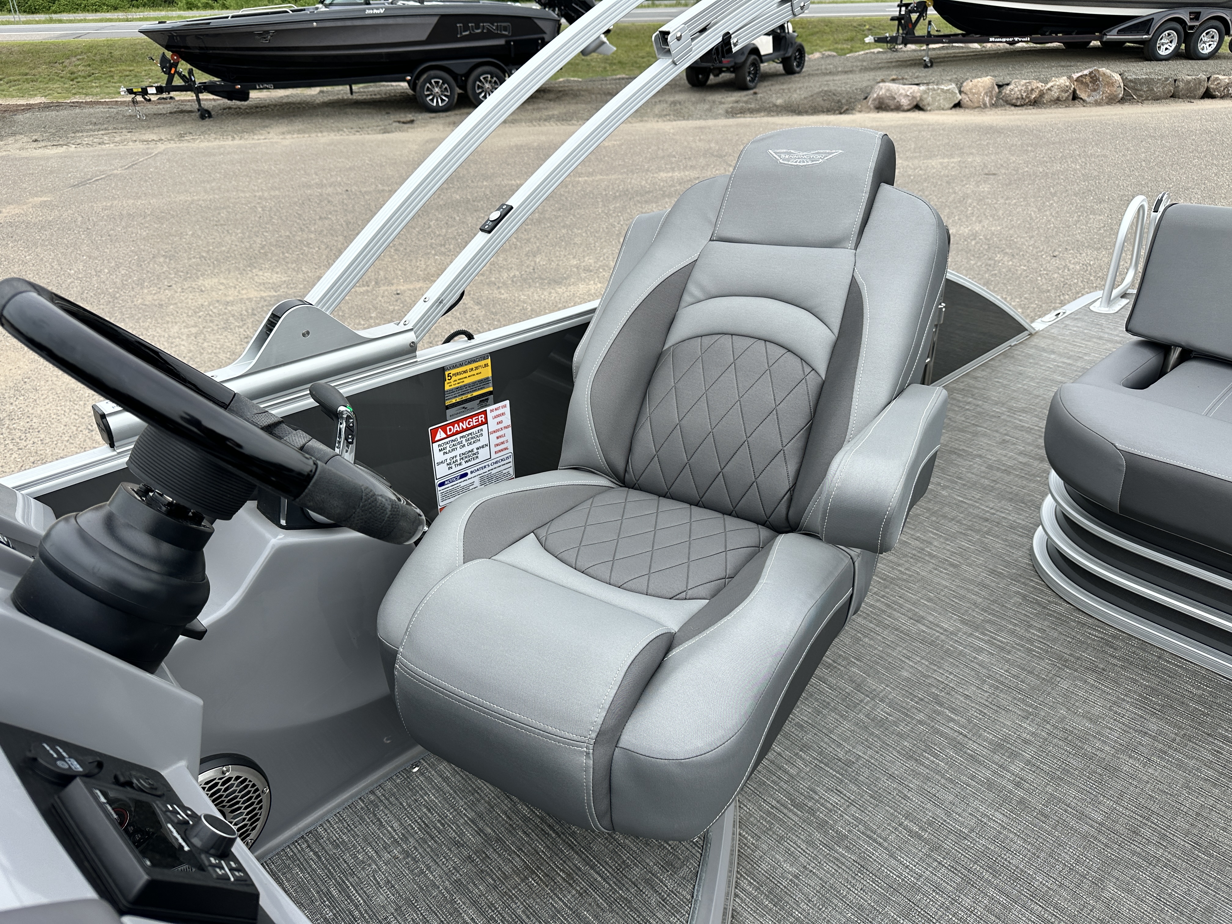 2024 Bennington 25 LSB W/ 300 MERC - Photo 13