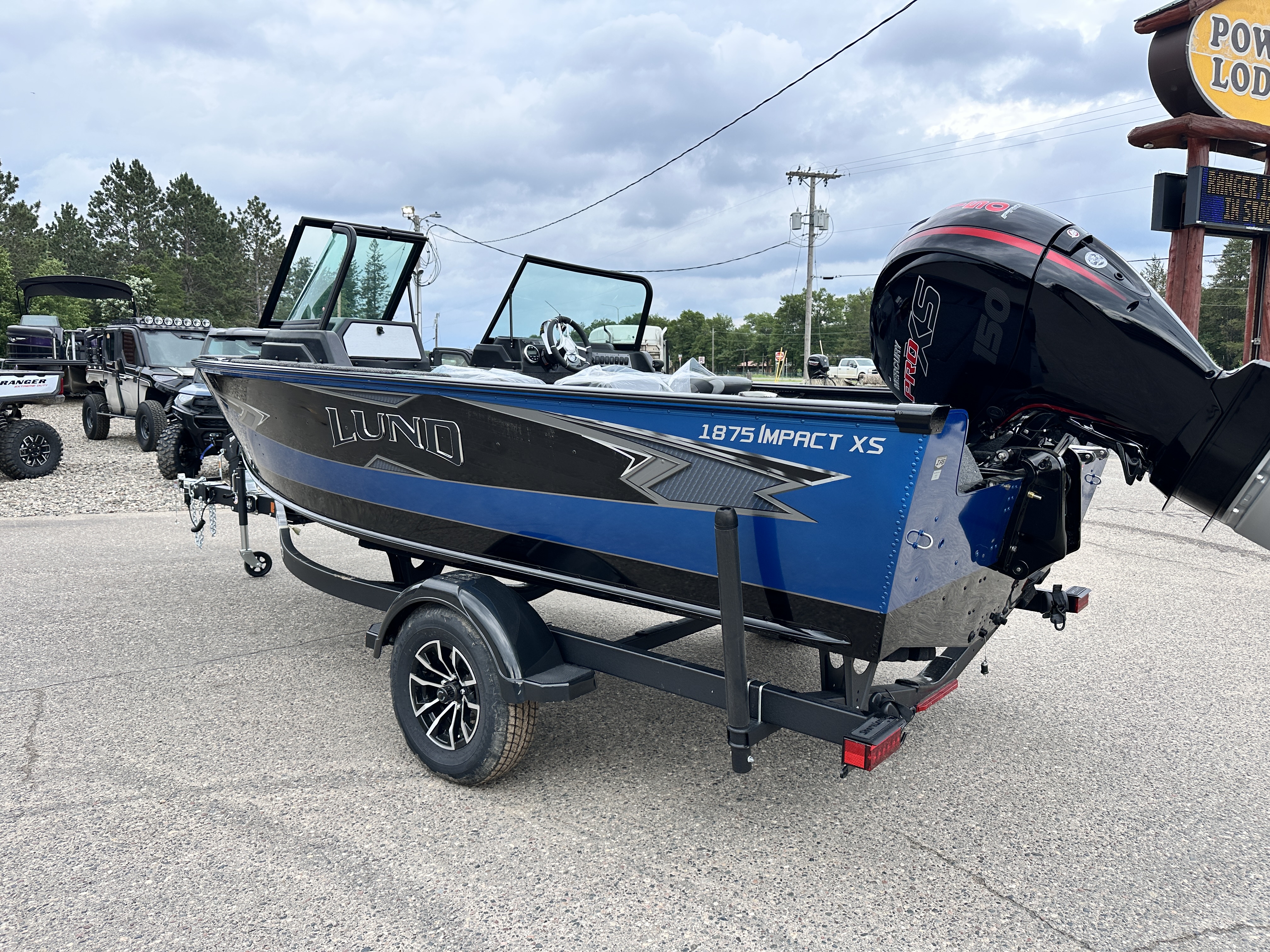 2025 Lund Impact XS 1875 Sport - Photo 2
