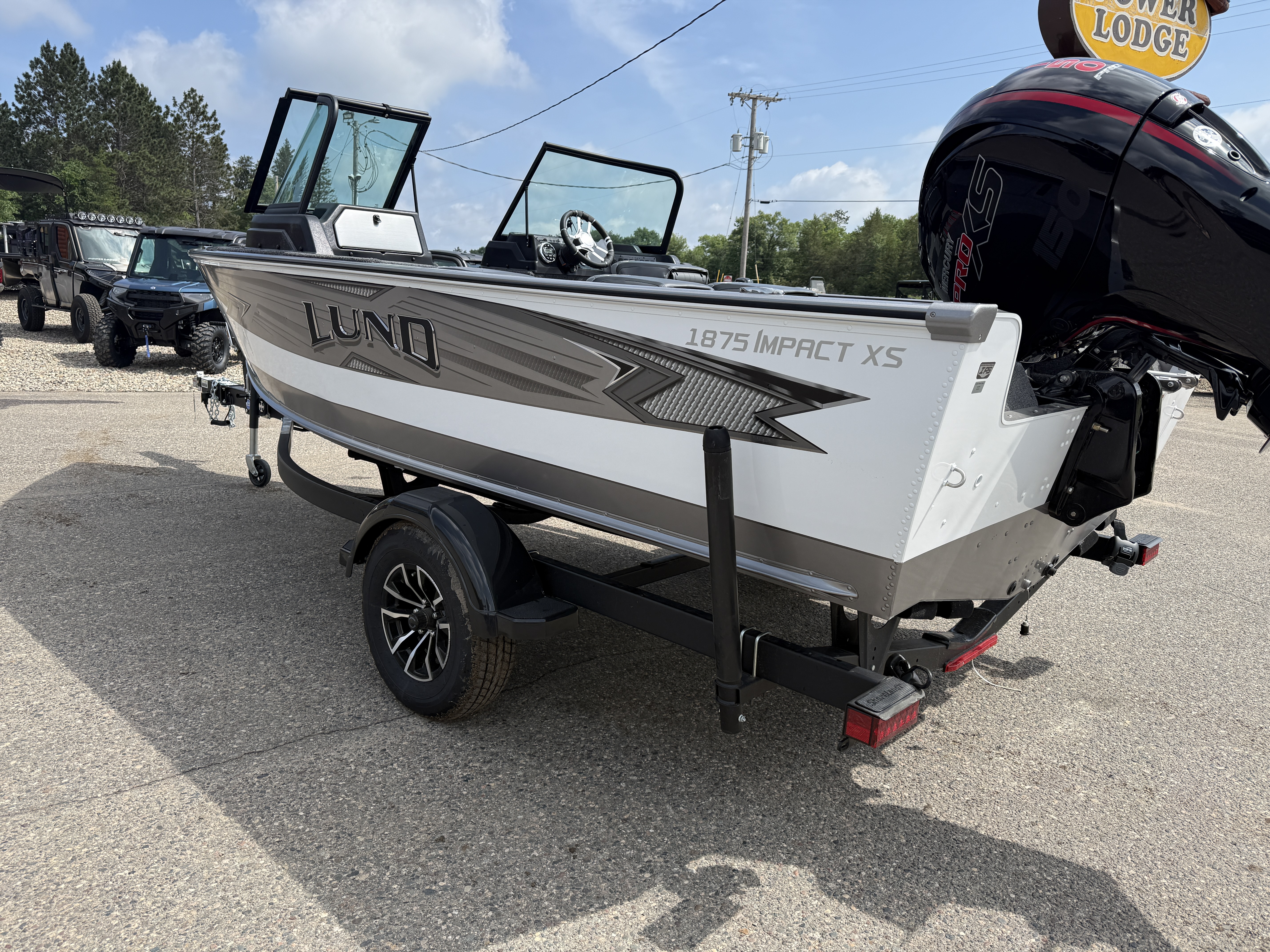 2025 Lund 1875 IMPACT XS - Photo 2