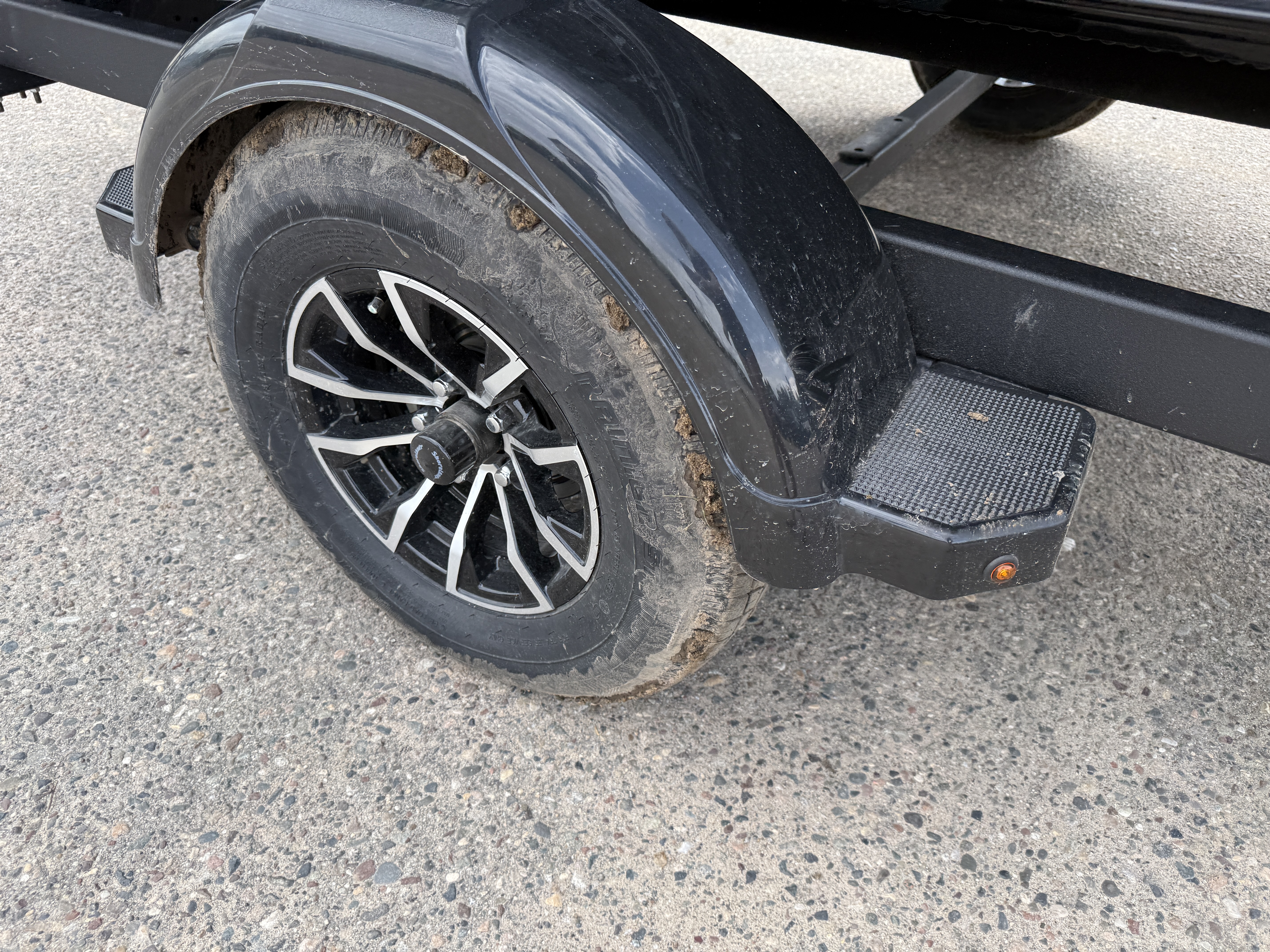 2025 Lund Impact XS 1875 Sport - Photo 9