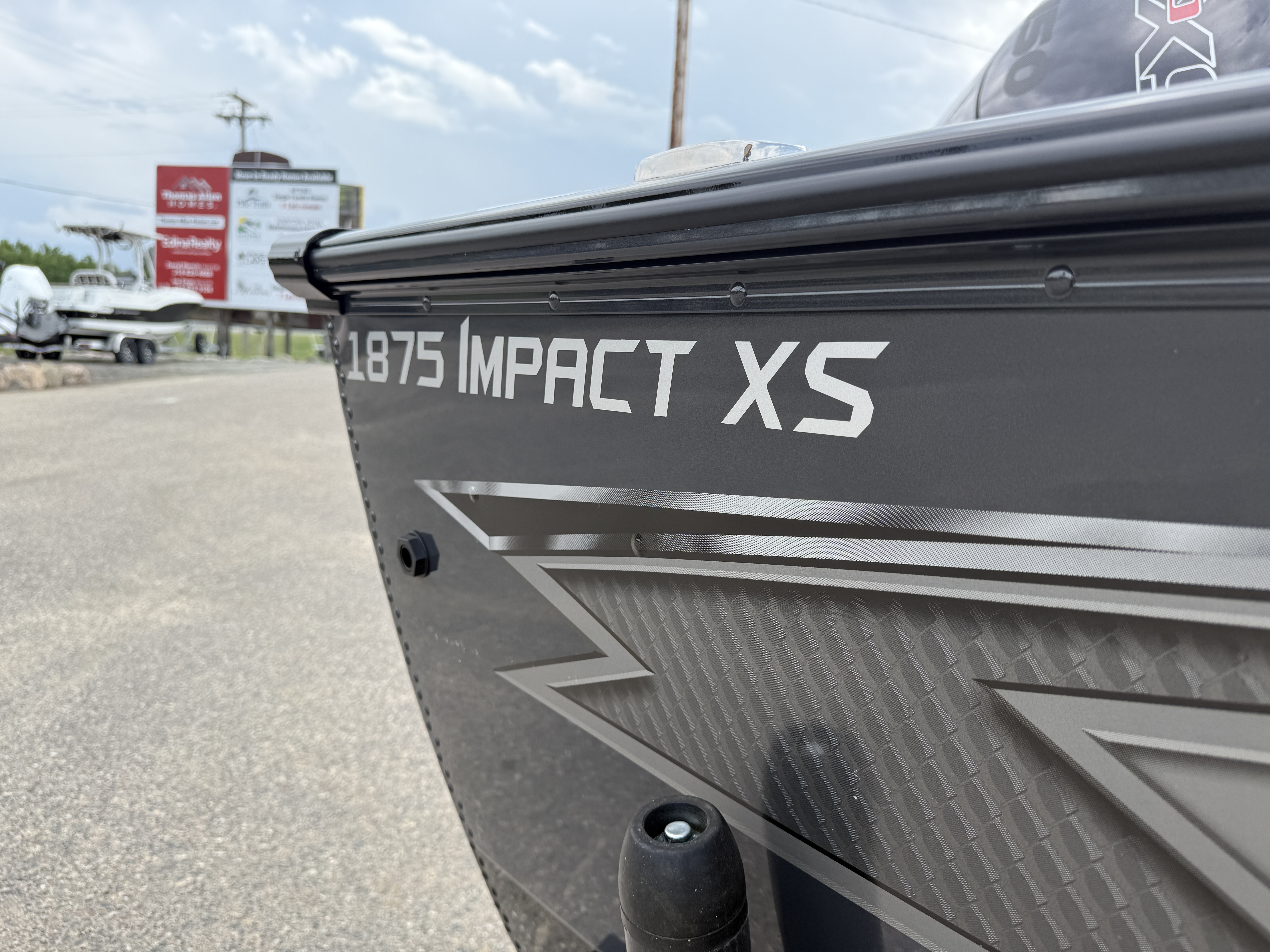 2025 Lund Impact XS 1875 Sport - Photo 10
