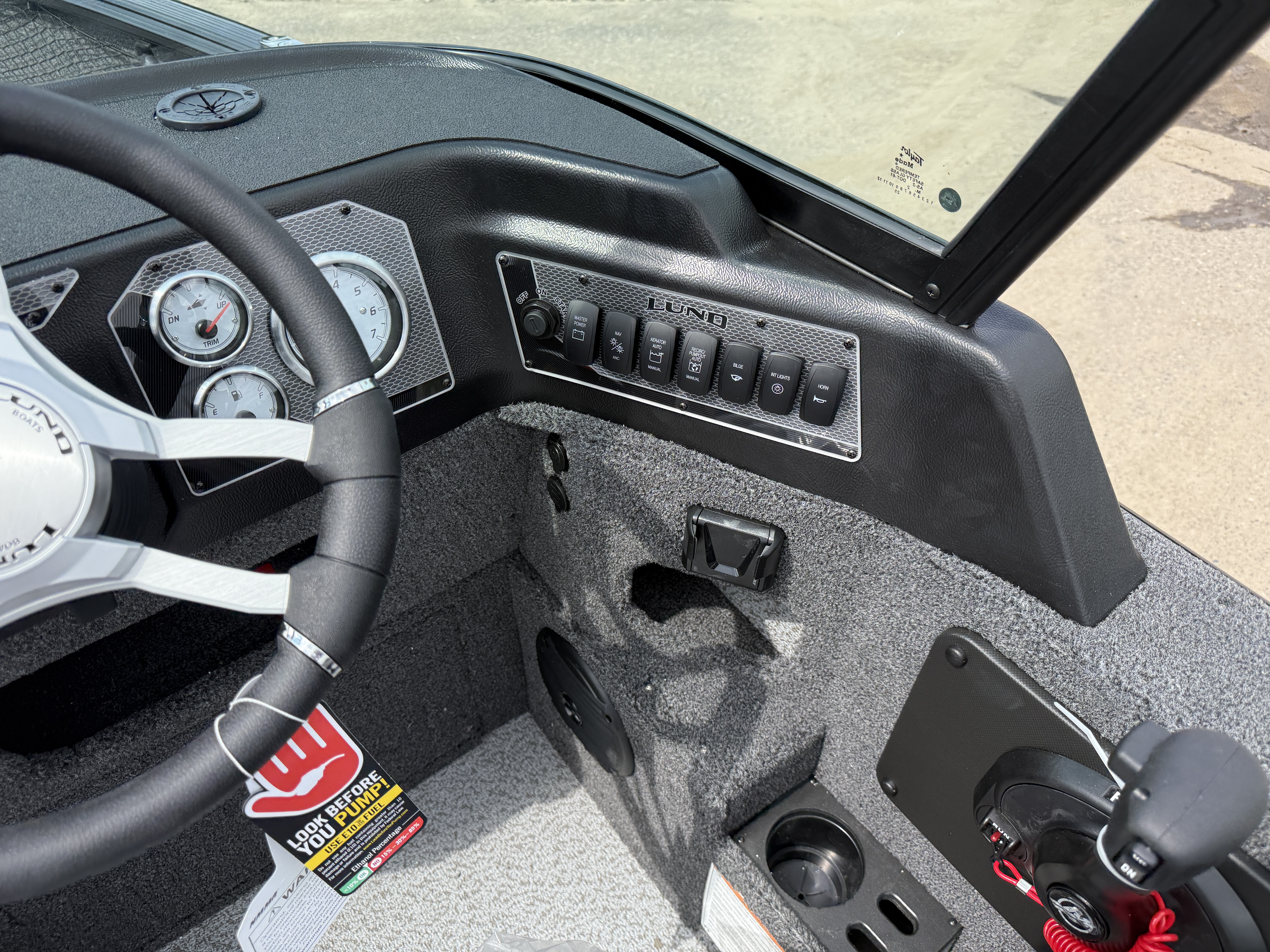 2025 Lund Impact XS 1875 Sport - Photo 18