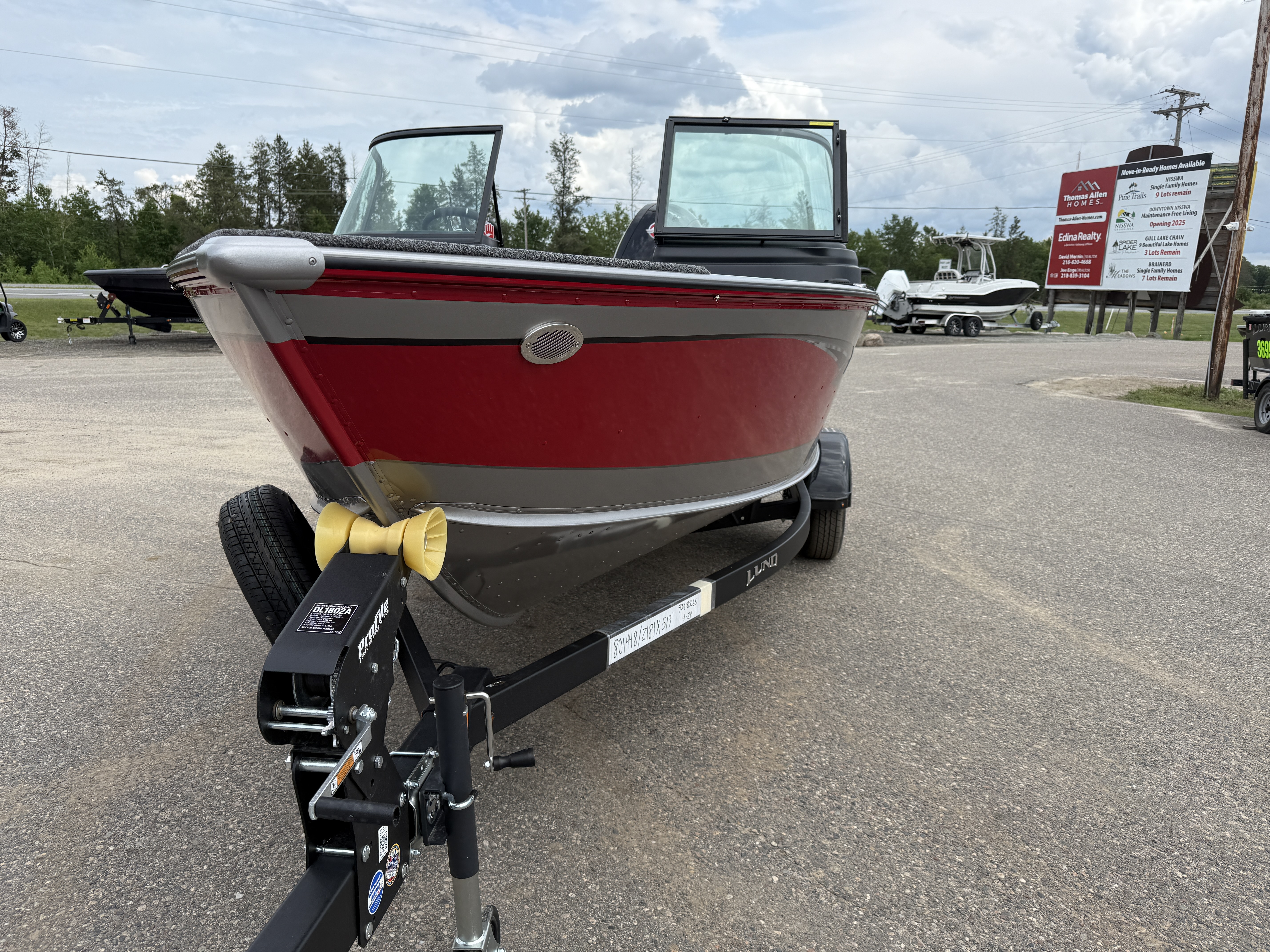 2025 Lund Impact XS 1875 Sport - Photo 8