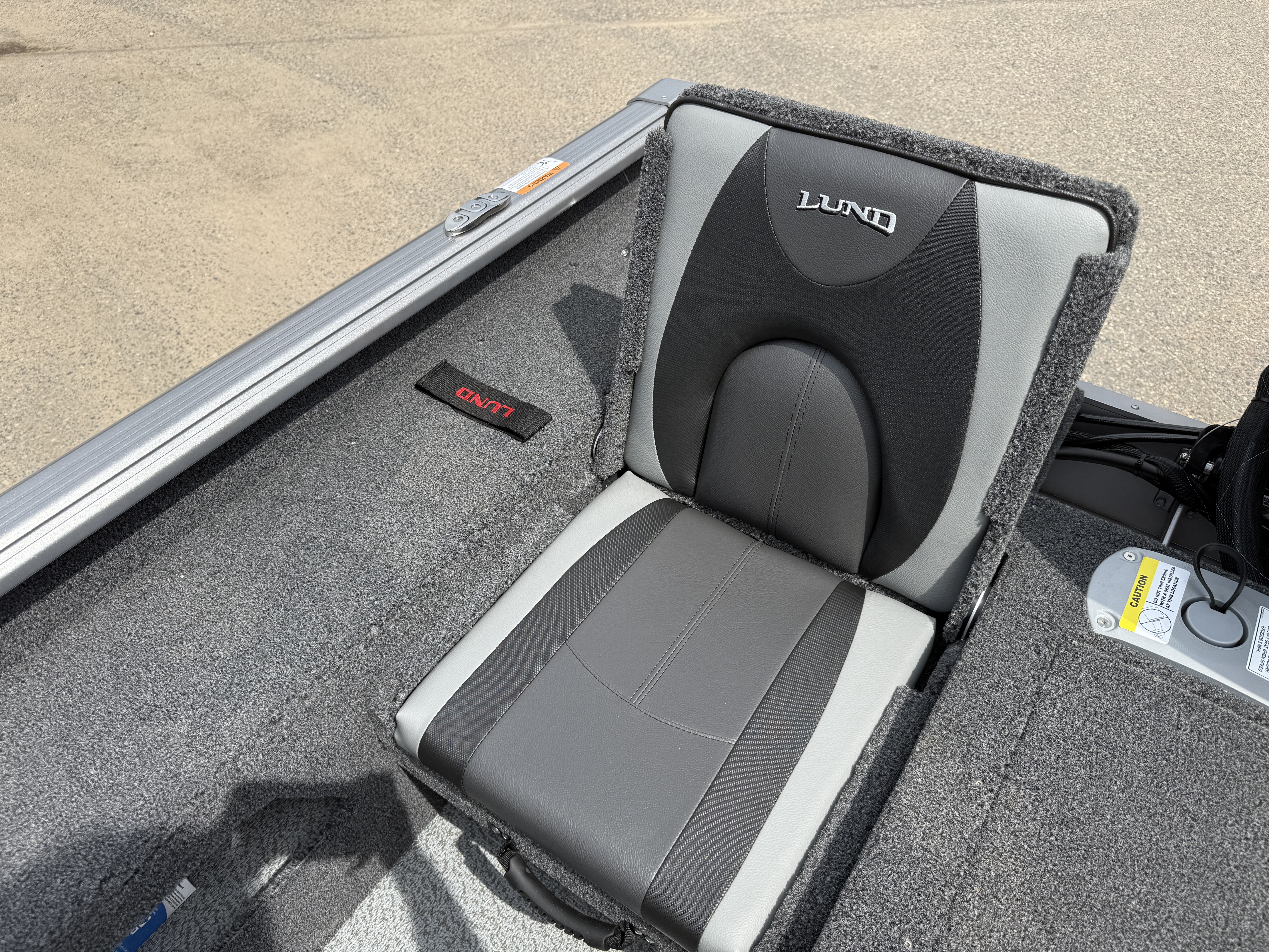 2025 Lund Impact XS 1875 Sport - Photo 13