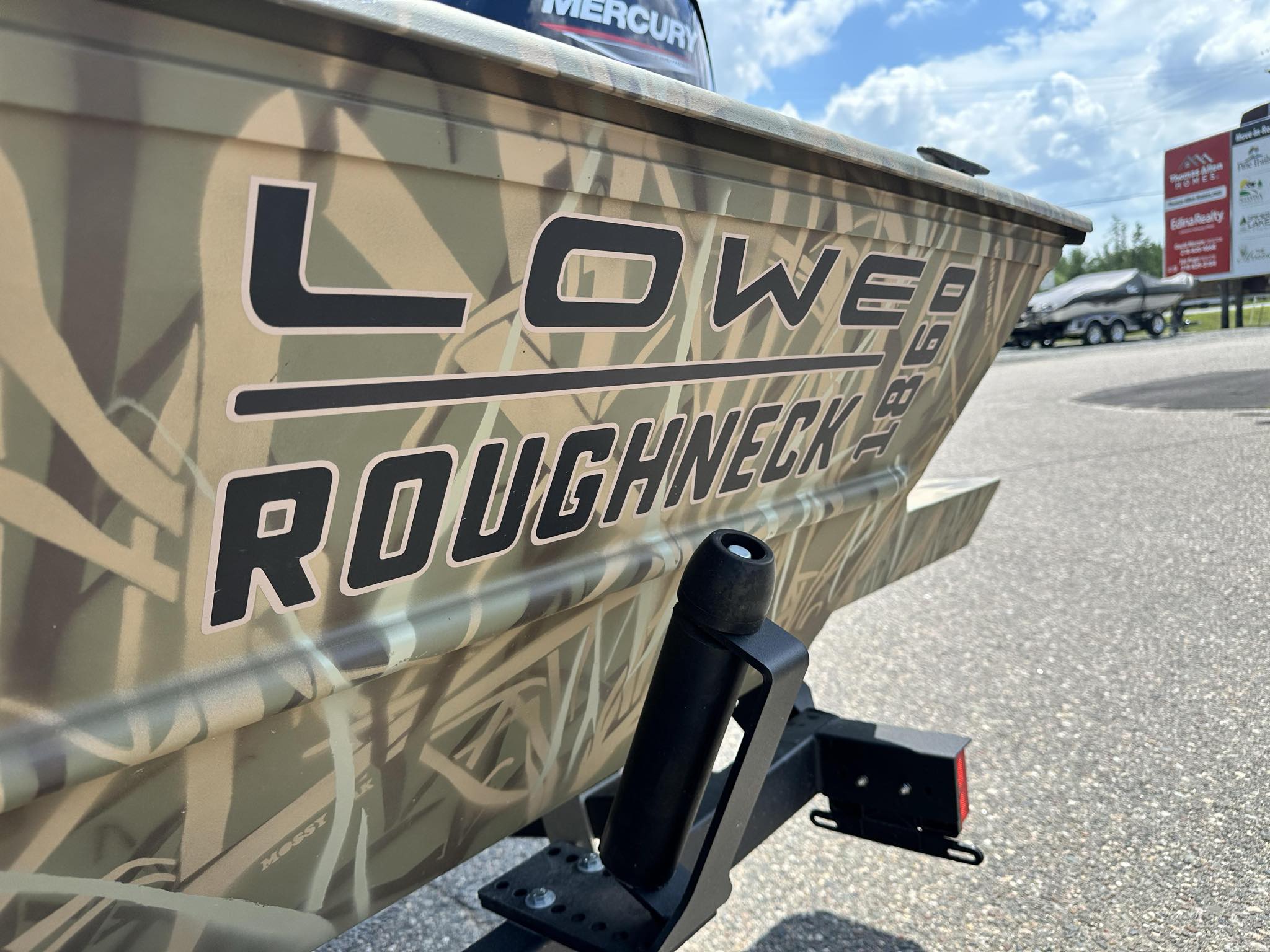 2025 Lowe Roughneck Side Console RX1860 - Photo 3