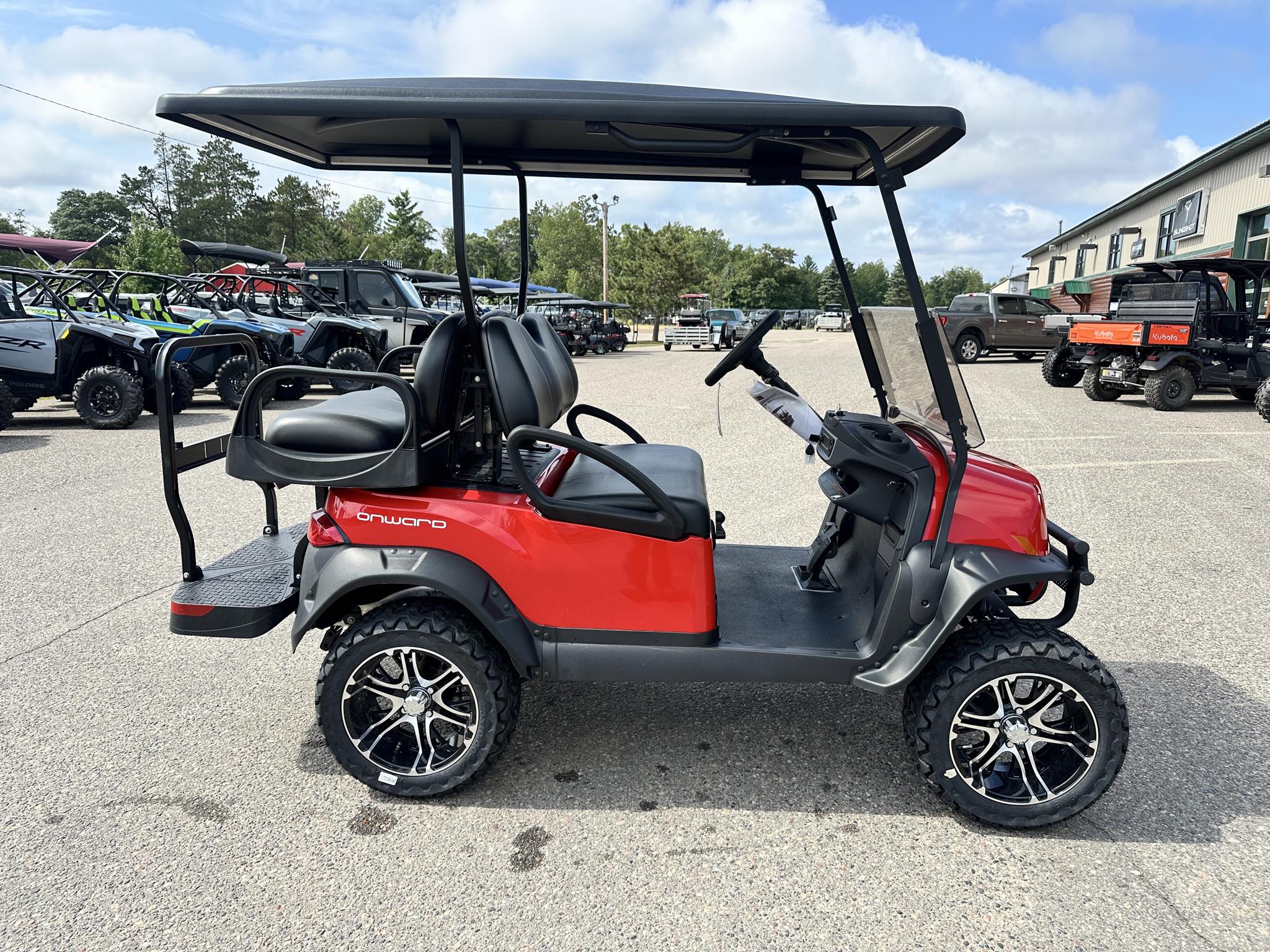 2026 Club Car 4 PASSENGER LIFTED GAS - Photo 10