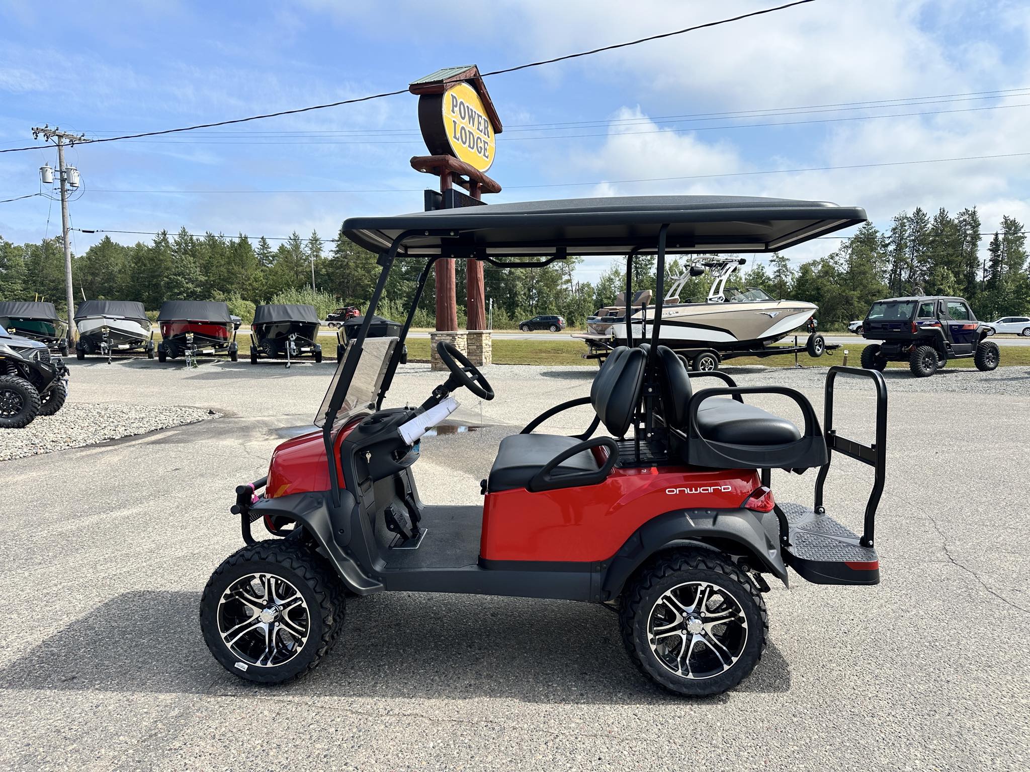 2026 Club Car 4 PASSENGER LIFTED GAS