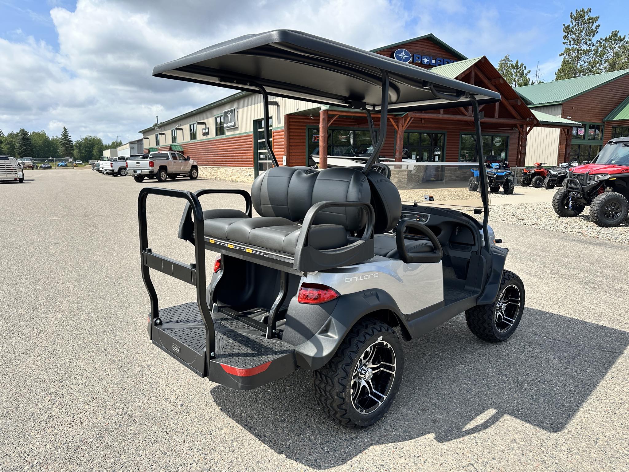 2026 Club Car 4 PASSENGER LIFTED GAS - Photo 4