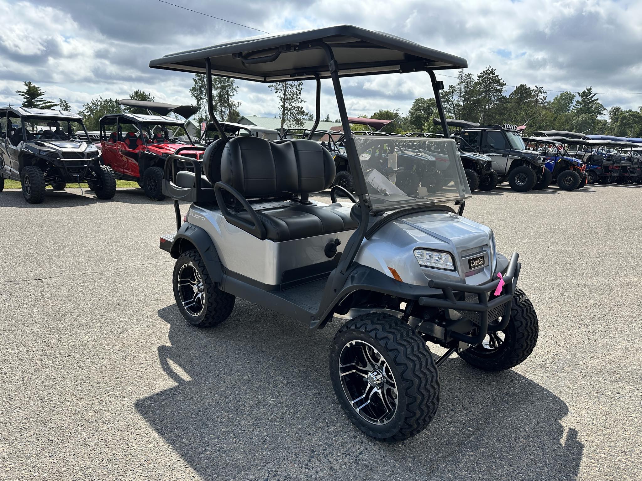 2026 Club Car 4 PASSENGER LIFTED GAS - Photo 9