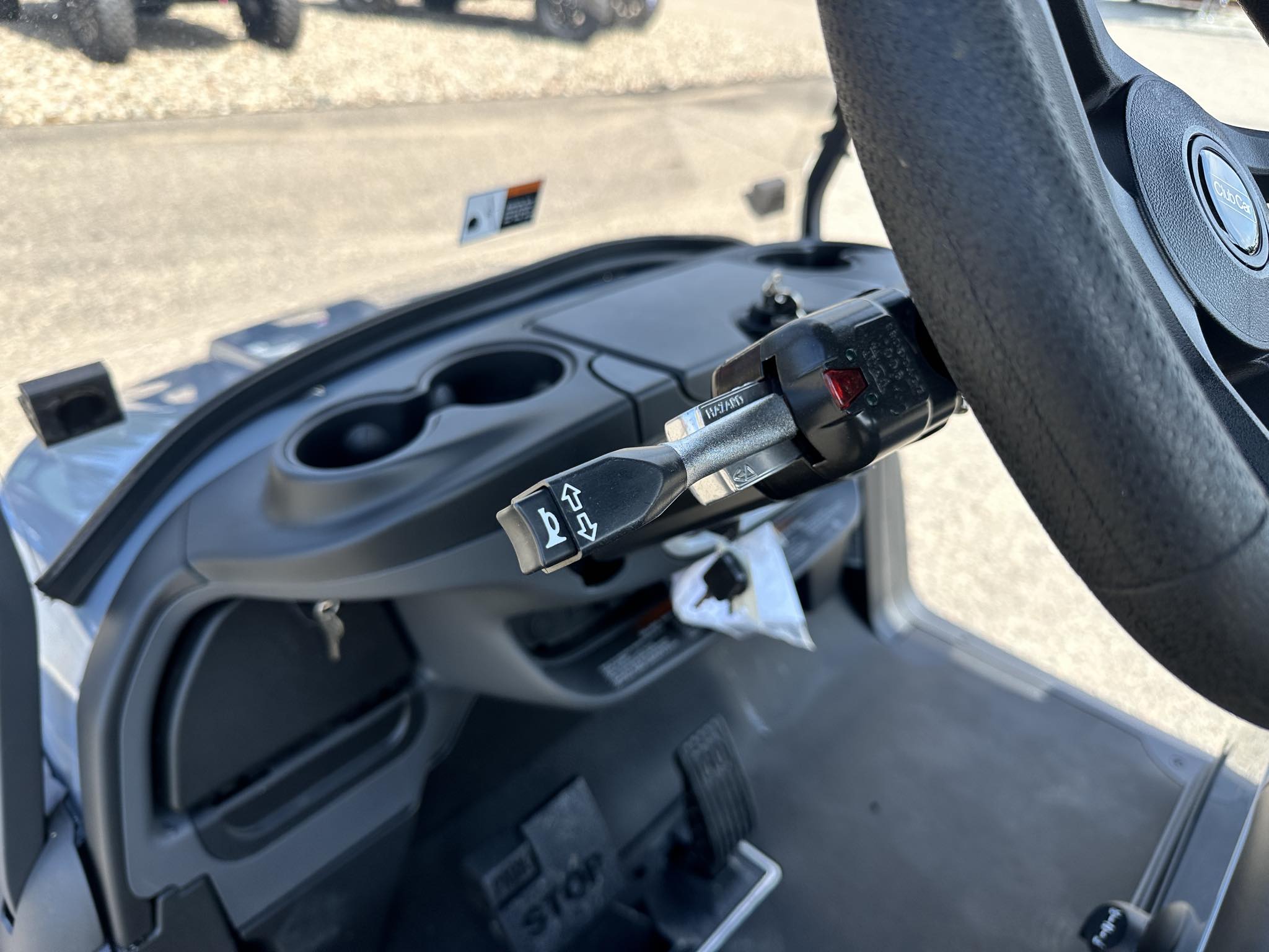 2026 Club Car 4 PASSENGER LIFTED GAS - Photo 3