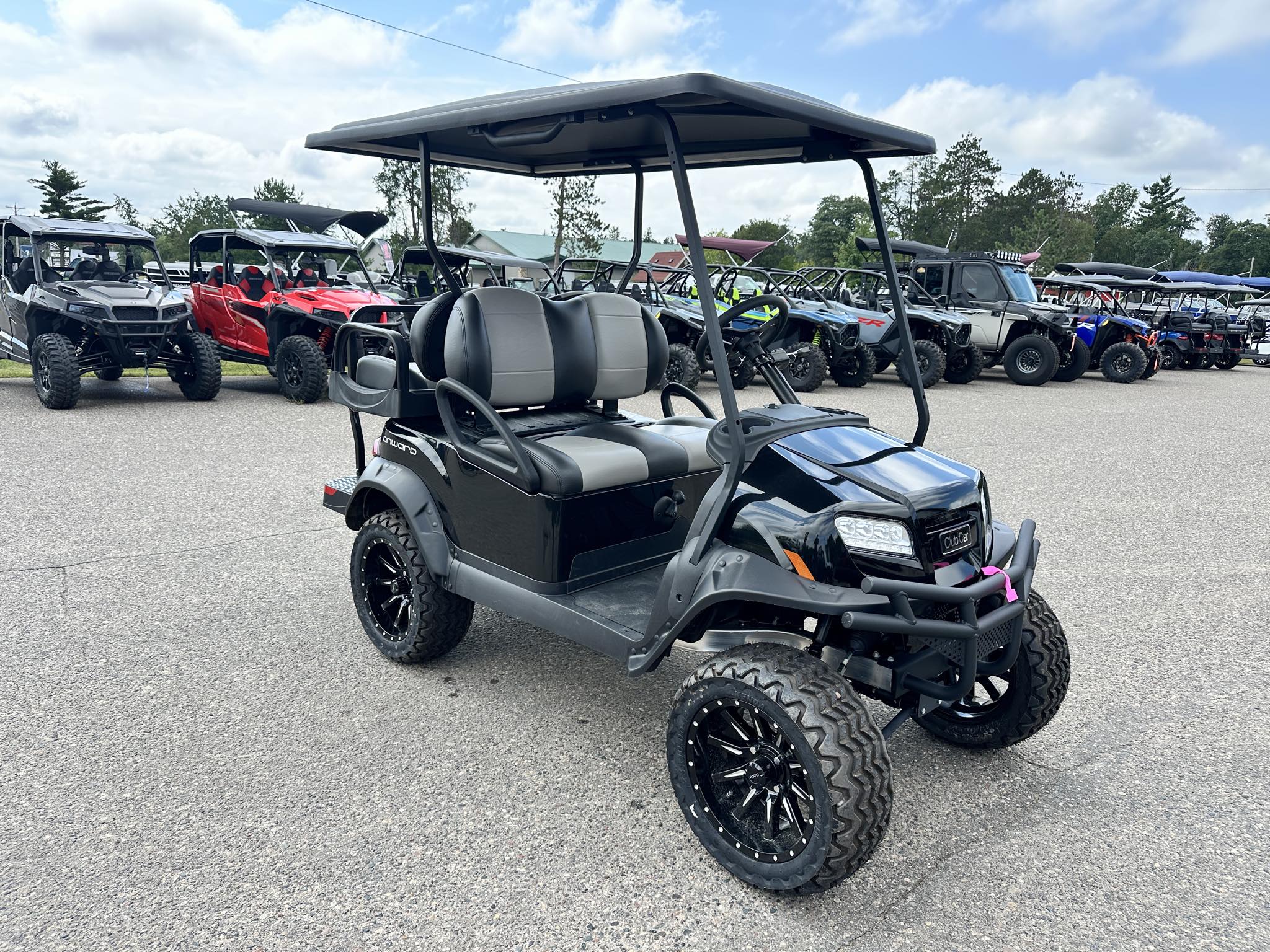2026 Club Car 4 PASSENGER LIFTED GAS - Photo 5