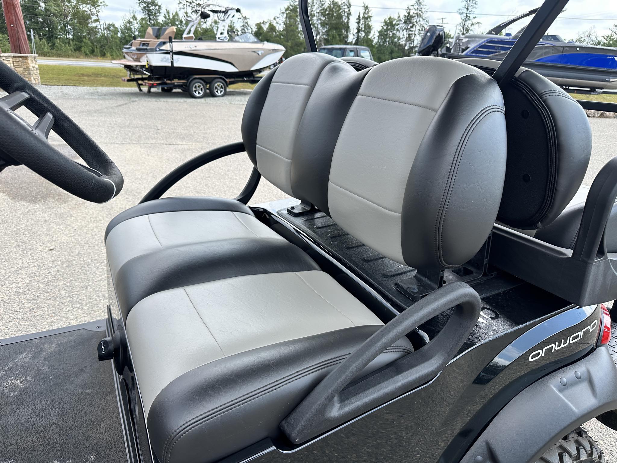 2026 Club Car 4 PASSENGER LIFTED GAS - Photo 11