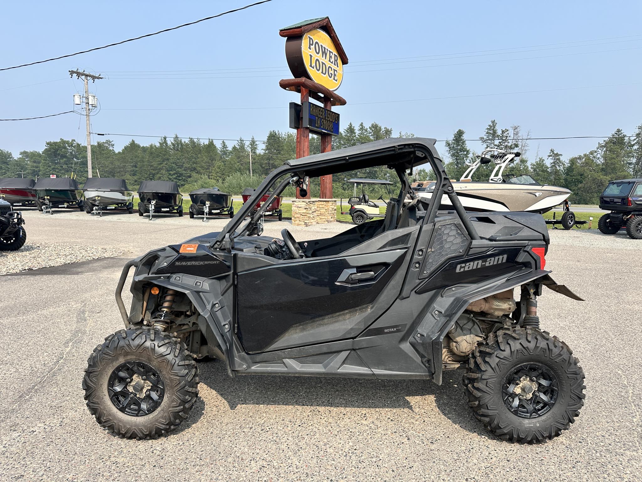 2022 Can-Am Maverick Sport DPS 1000R