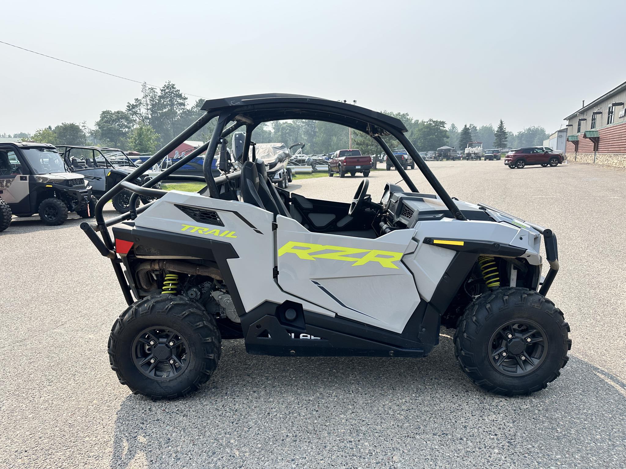 2023 Polaris RZR TRAIL PREMIUM - GHOST GRAY Premium - Photo 8