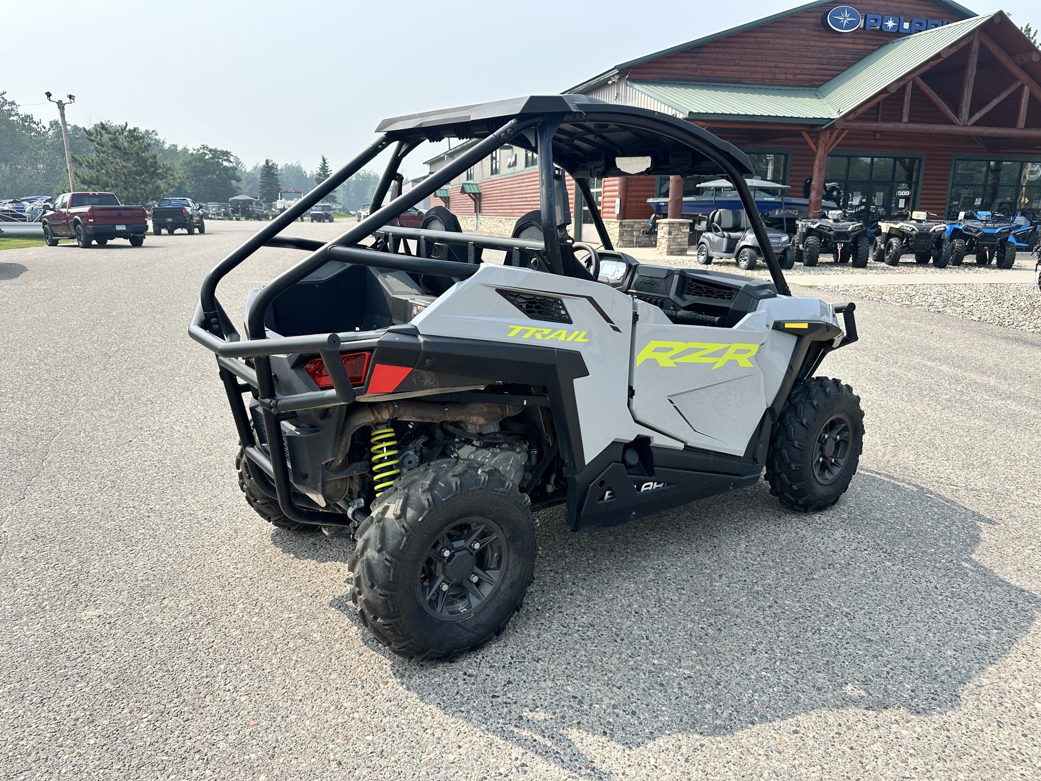 2023 Polaris RZR TRAIL PREMIUM - GHOST GRAY Premium - Photo 10