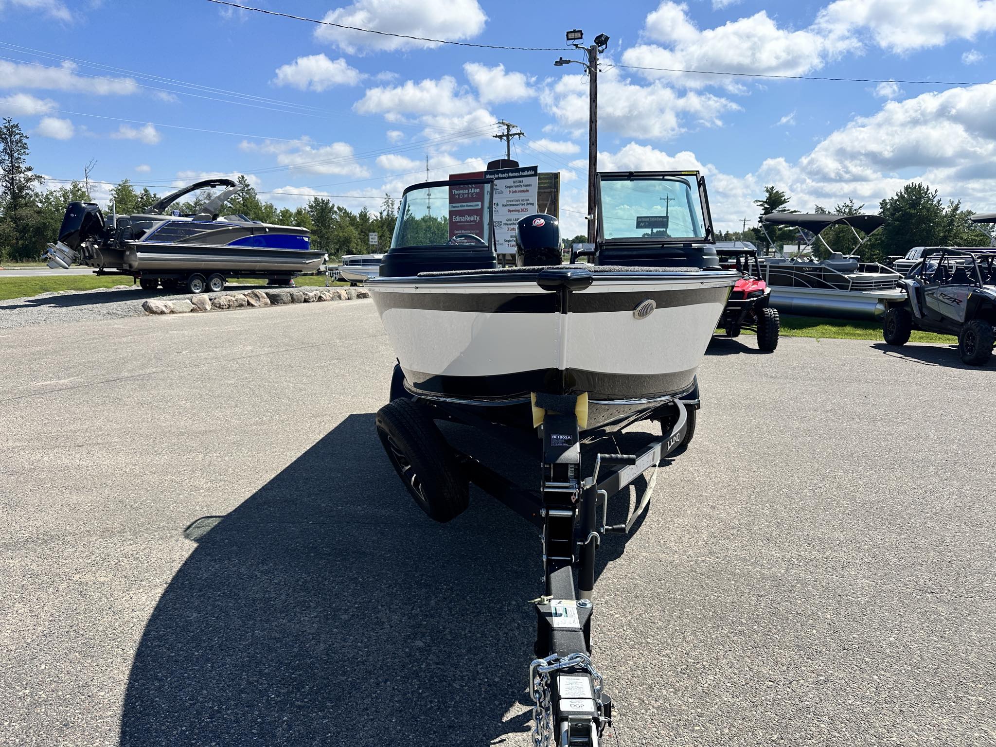 2026 Lund 1875 Impact XS - Photo 12