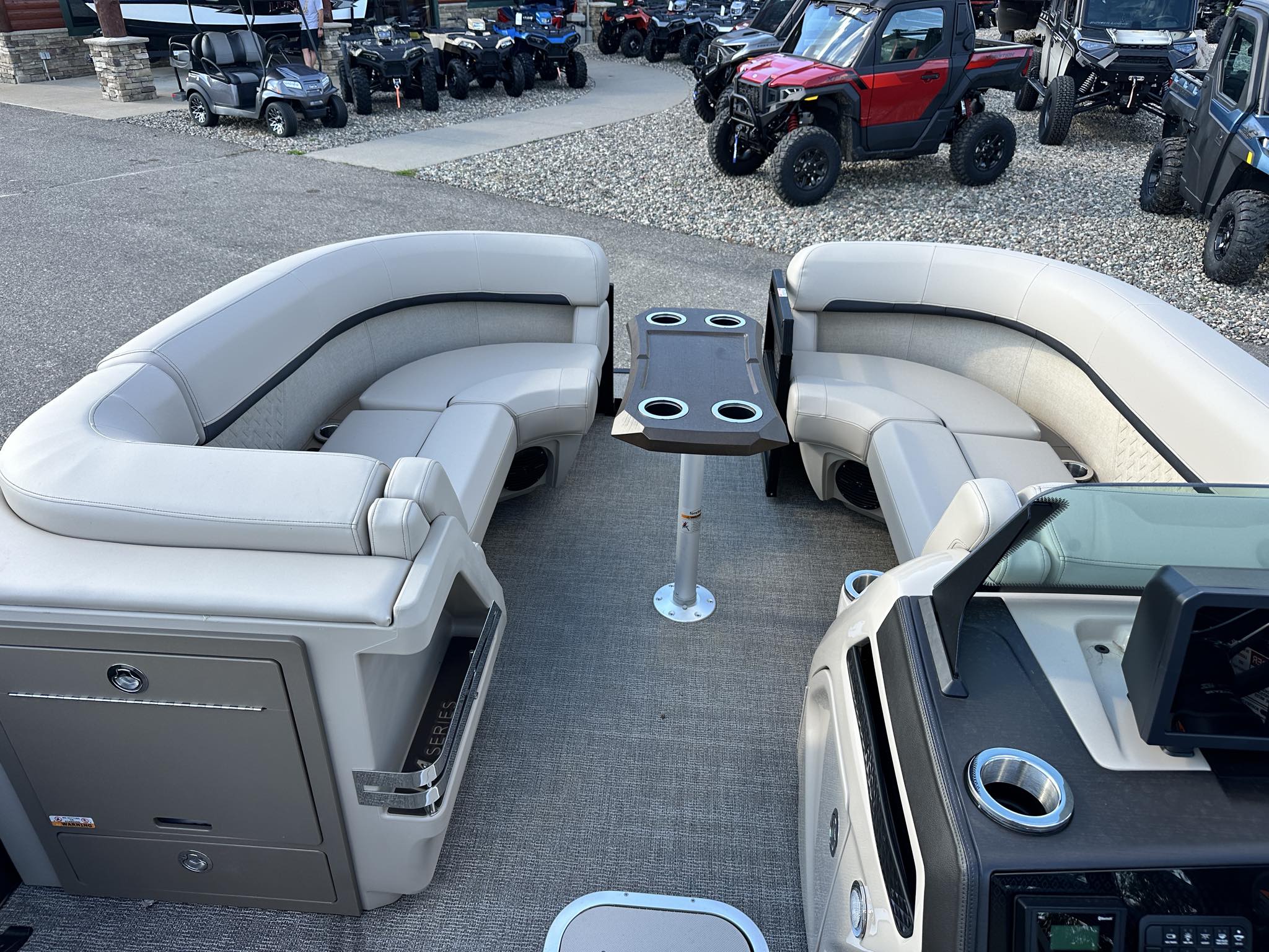 2026 Bennington M Series 22 MSB W/150 YAMAHA - Photo 10