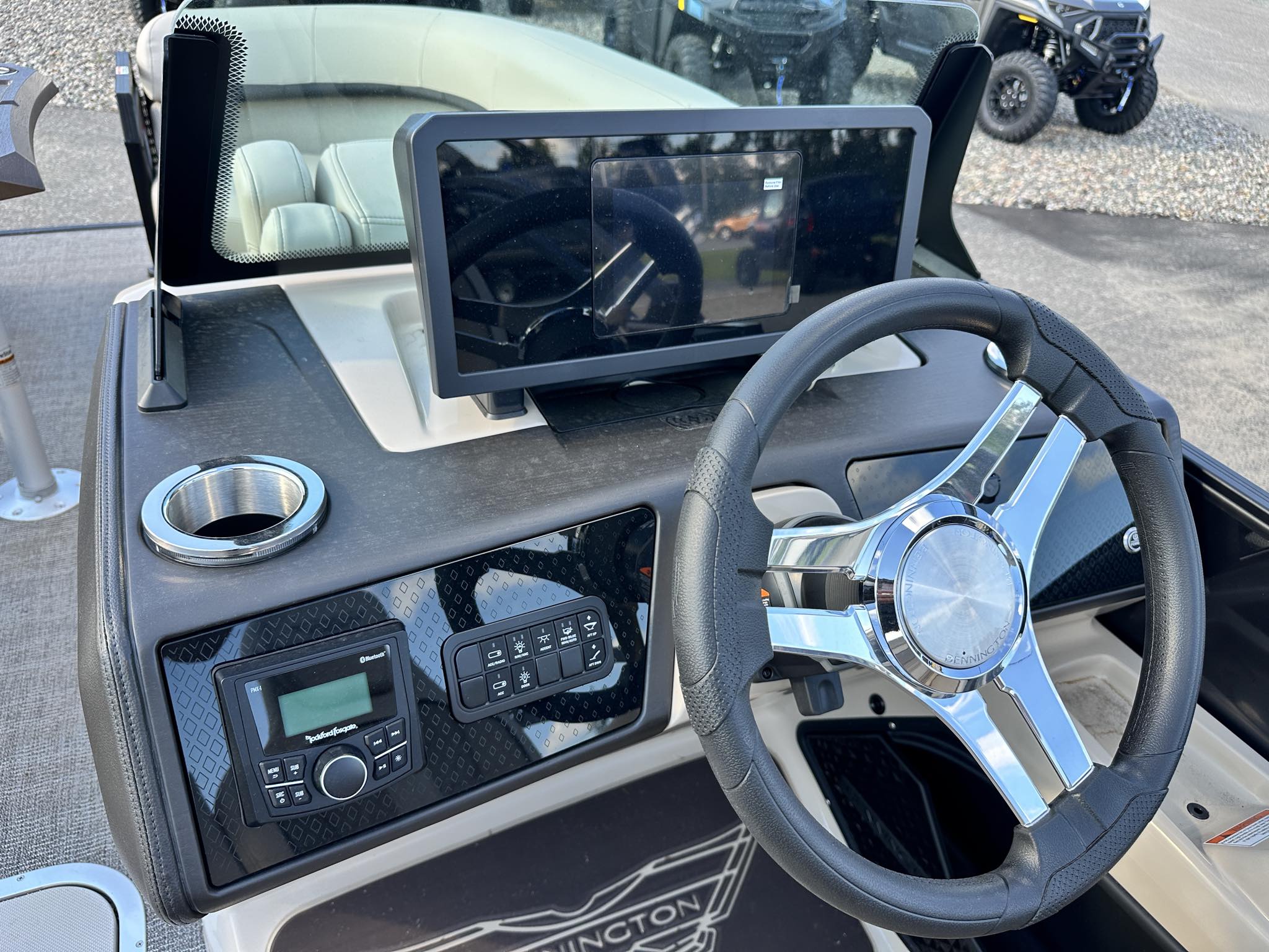 2026 Bennington M Series 22 MSB W/150 YAMAHA - Photo 17