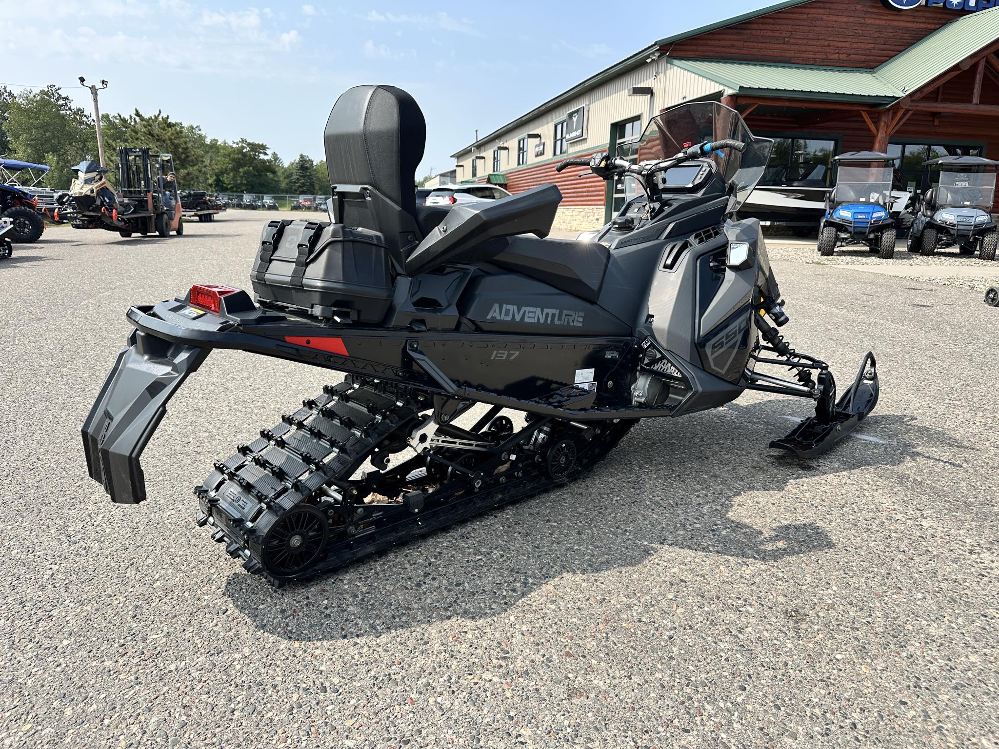 2024 Polaris 650 INDY ADVENTURE 137 650 137 - Photo 3
