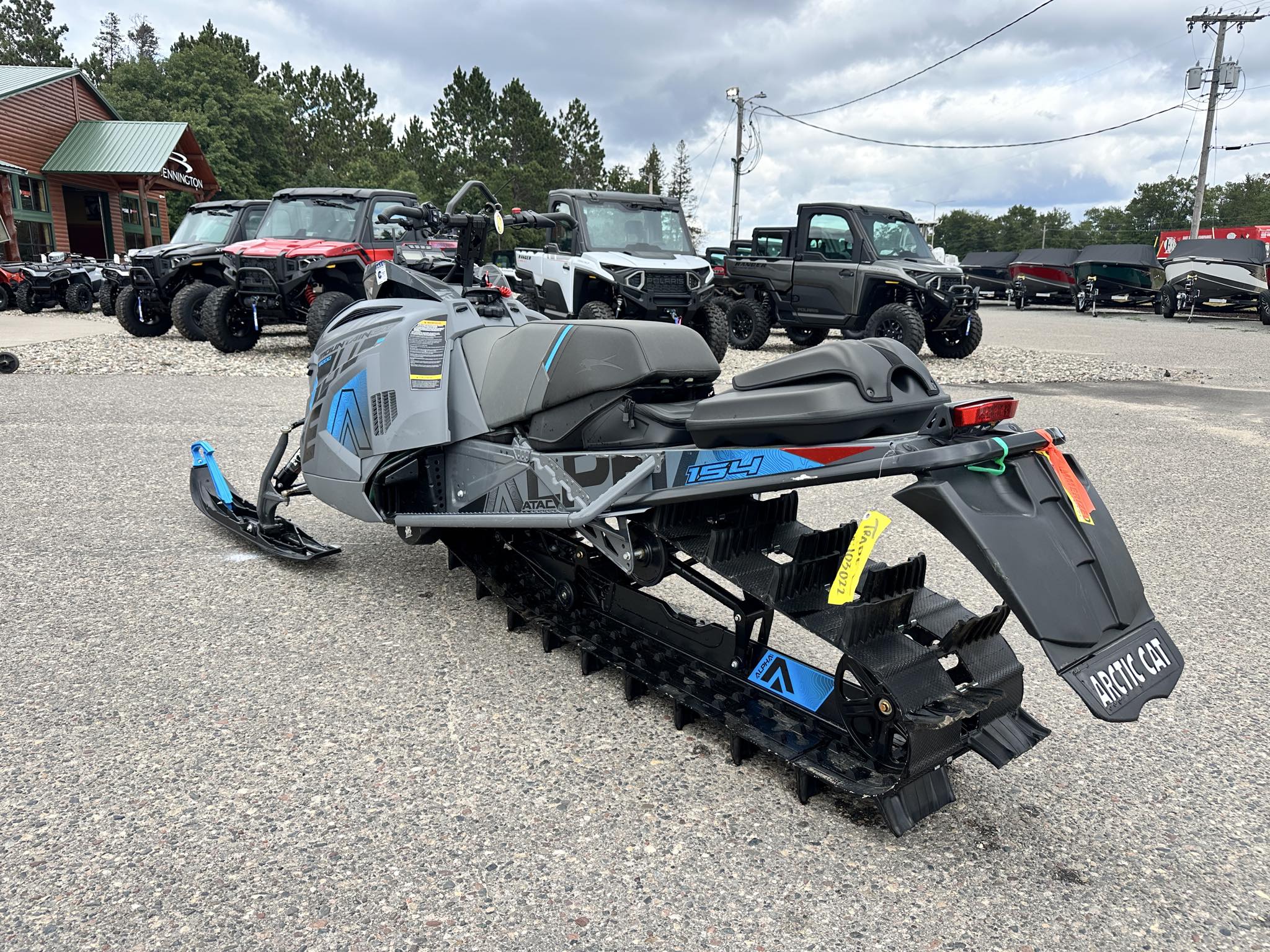 2022 Arctic Cat MOUNTAIN CAT ALPHA ONE 154 - Photo 3