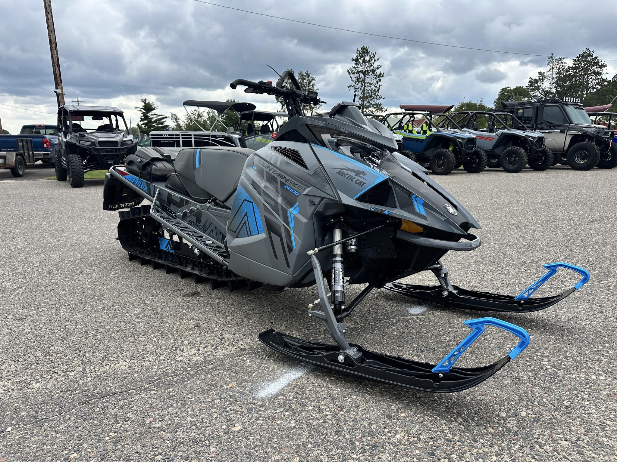 2022 Arctic Cat MOUNTAIN CAT ALPHA ONE 154 - Photo 5