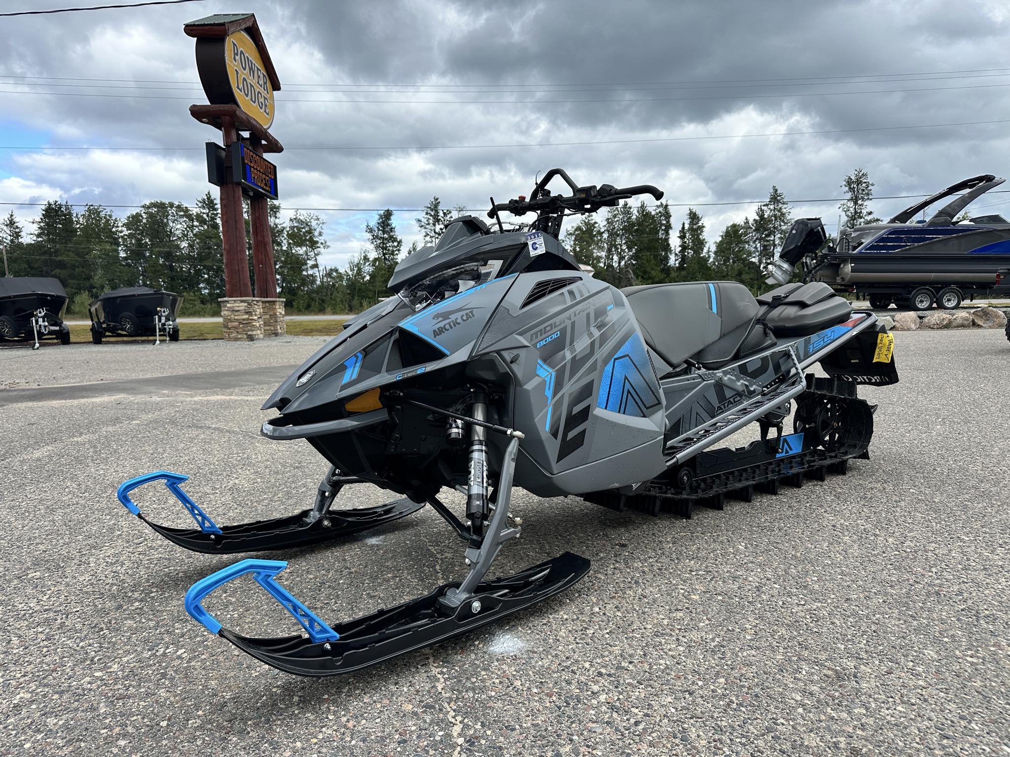 2022 Arctic Cat MOUNTAIN CAT ALPHA ONE 154