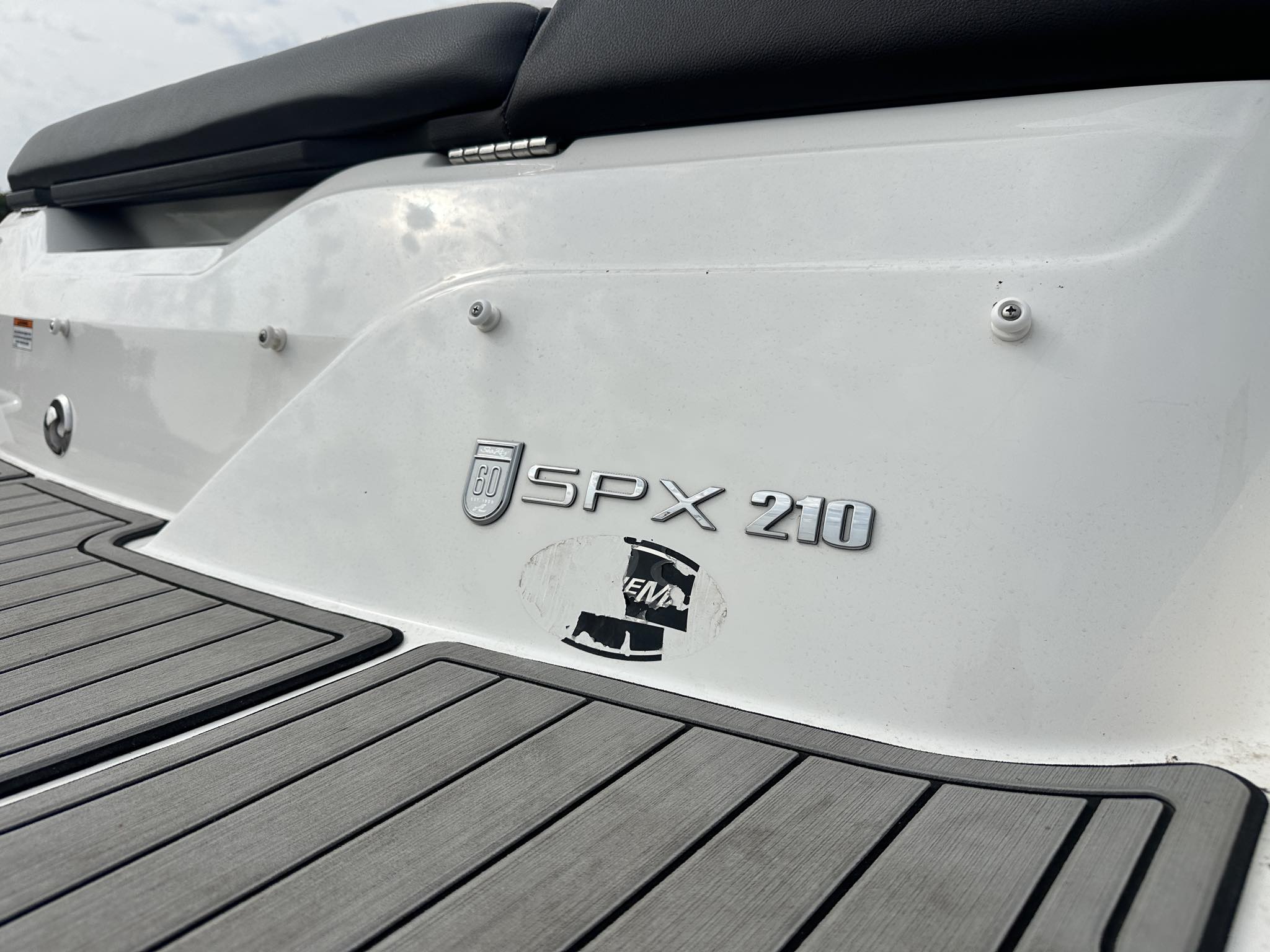 2020 Sea Ray SPX 210 - Photo 16