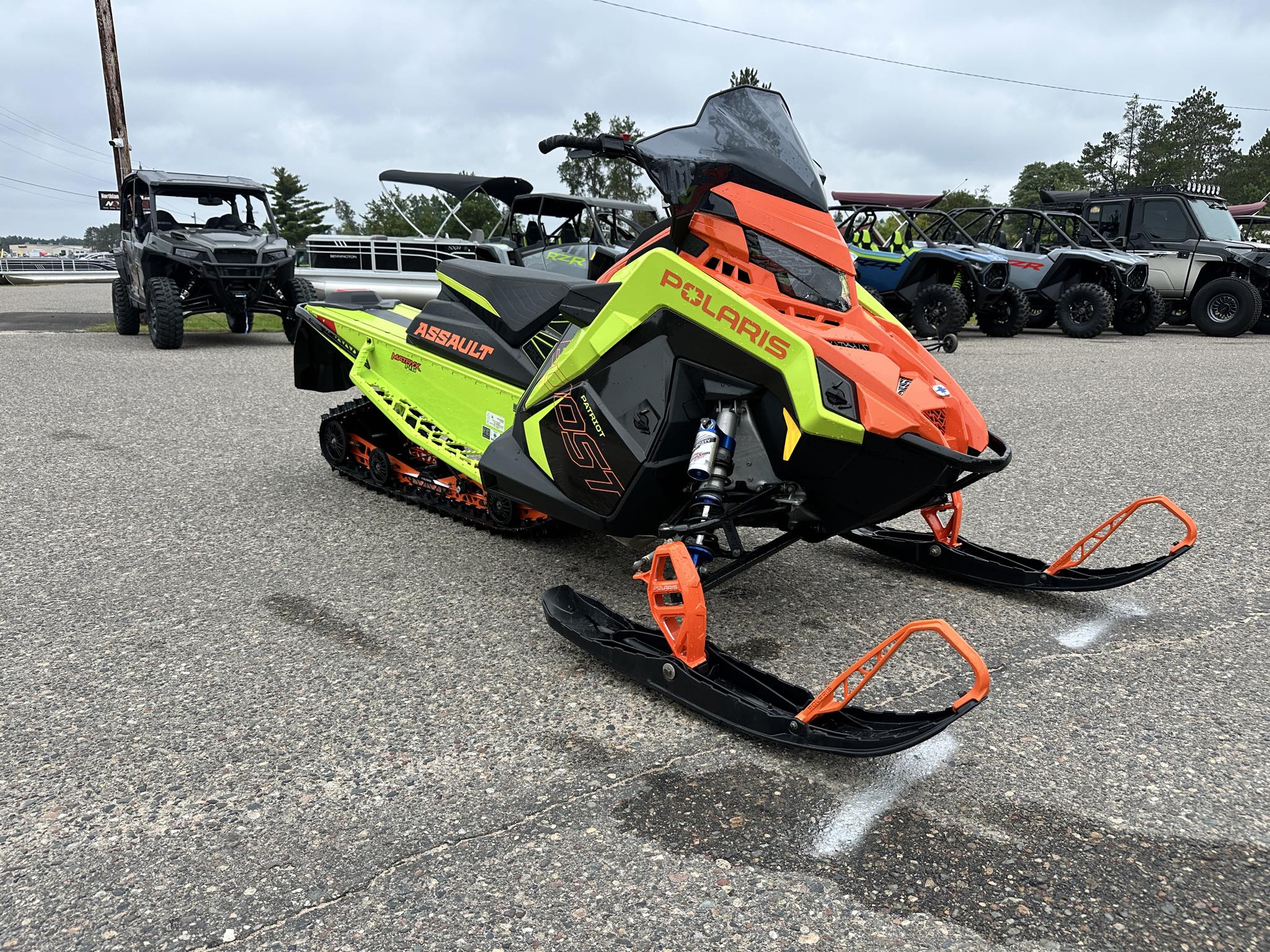 2023 Polaris PATRIOT BOOST SWITCHBACK ASSAULT 146 Patriot Boost 146 - Photo 2