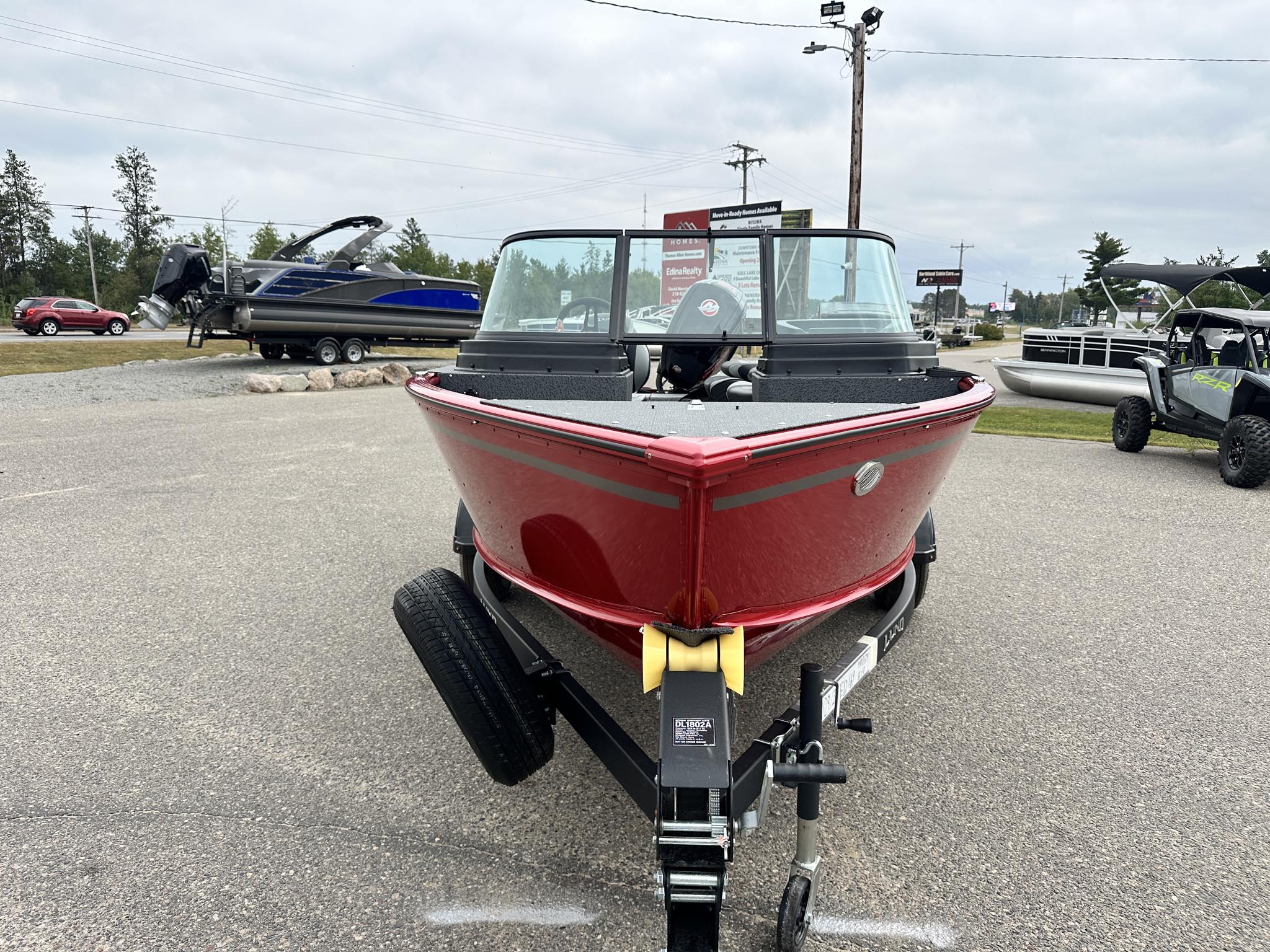 2026 Lund 1800 EXPLORER SPORT - Photo 3