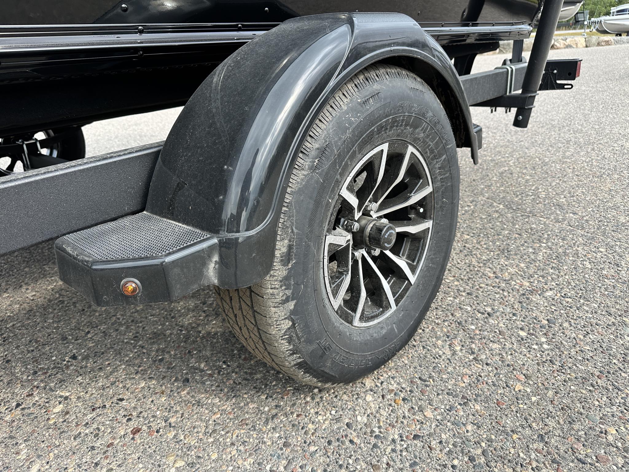 2026 Lund 1800 EXPLORER SPORT SIDE CONSOLE - Photo 11