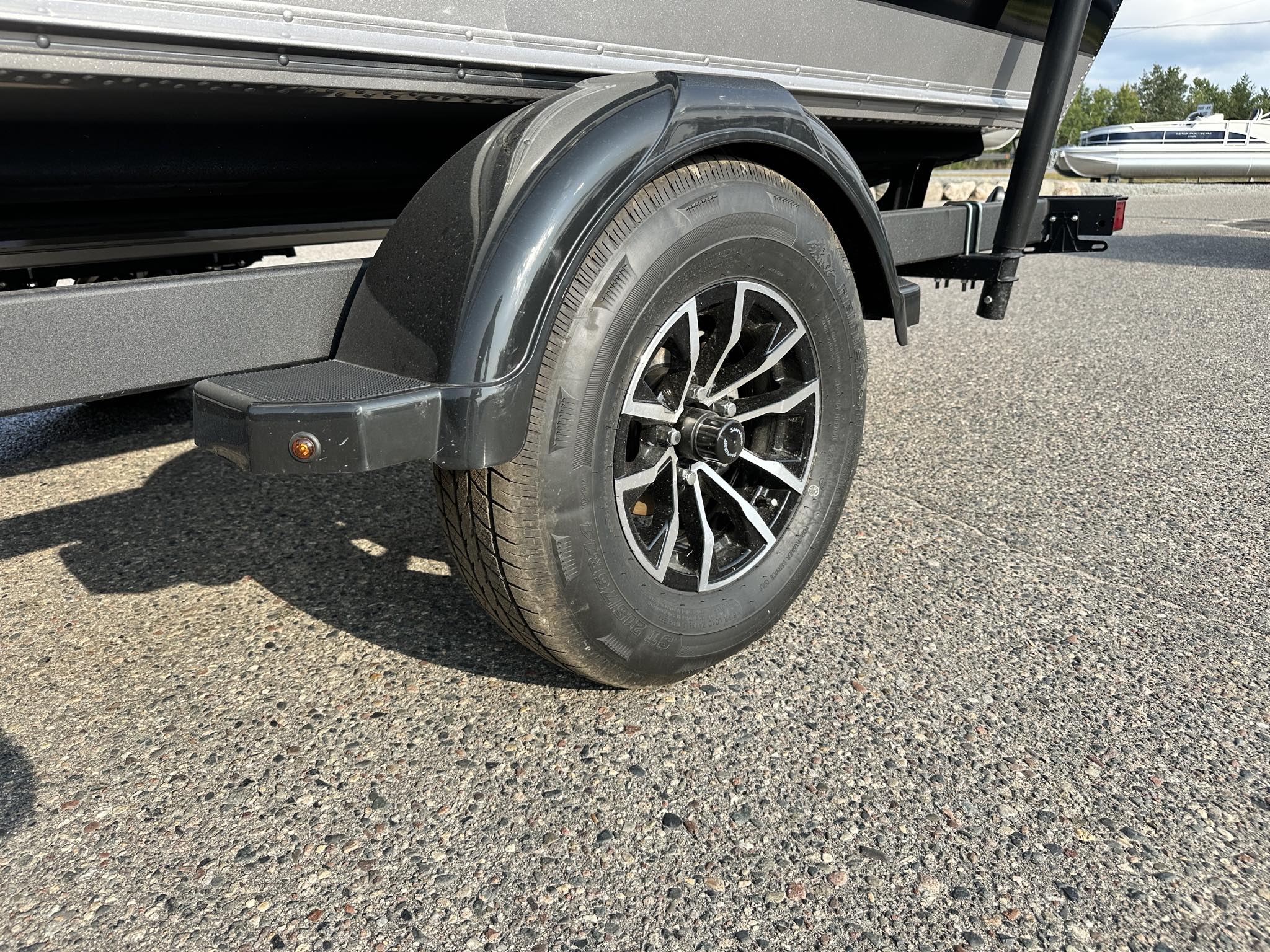 2026 Lund 1875 Impact XS - Photo 14
