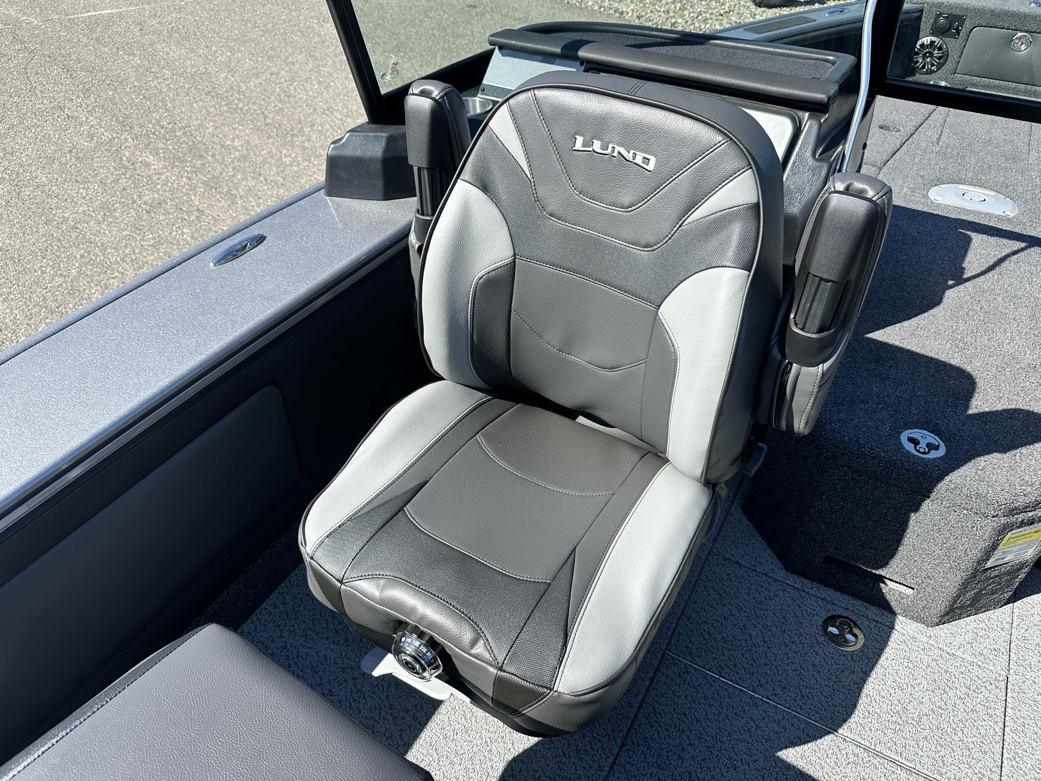 2026 Lund 1875 Pro V Sport - Photo 6