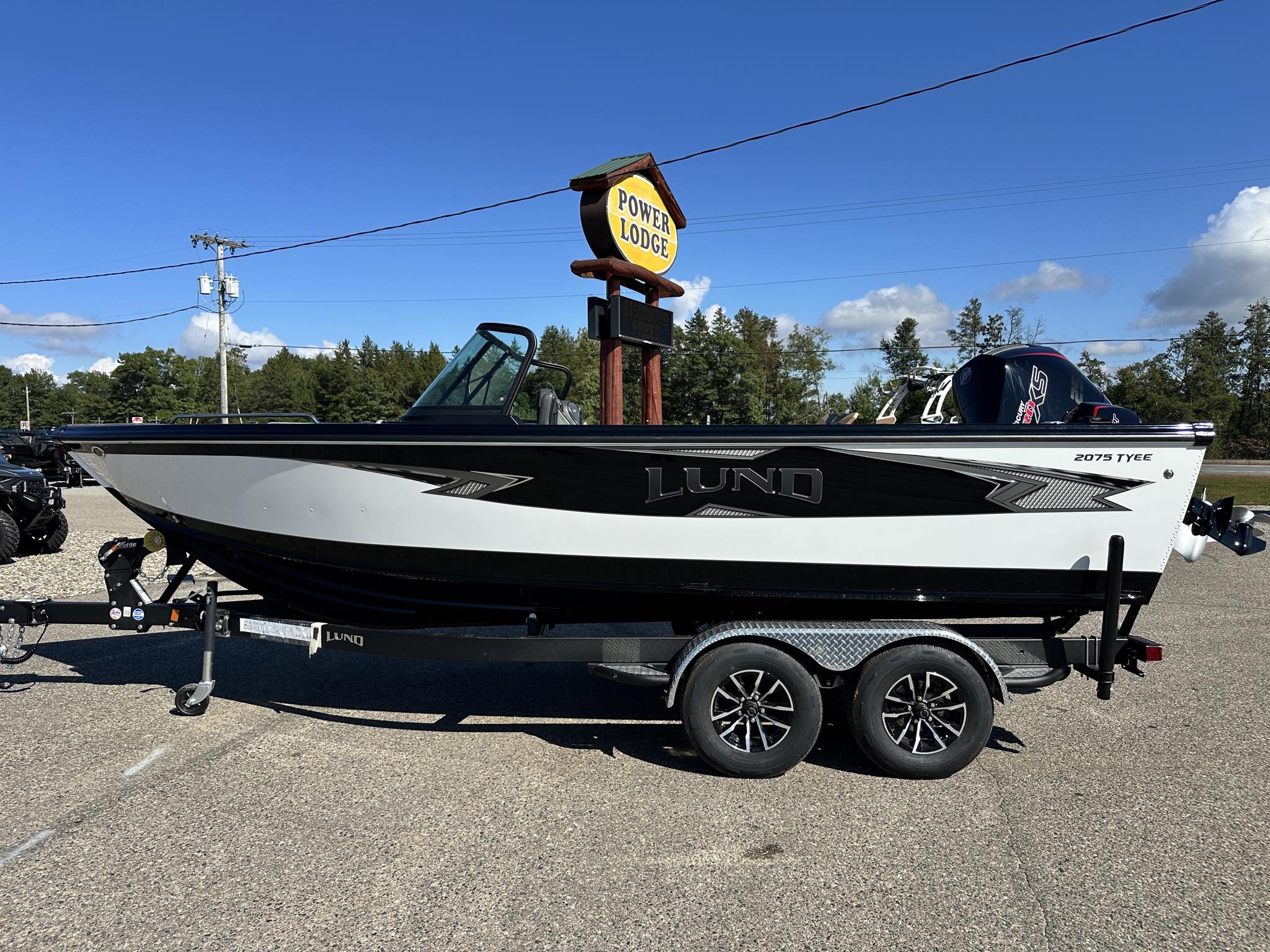 2026 Lund 2075 Tyee Sport