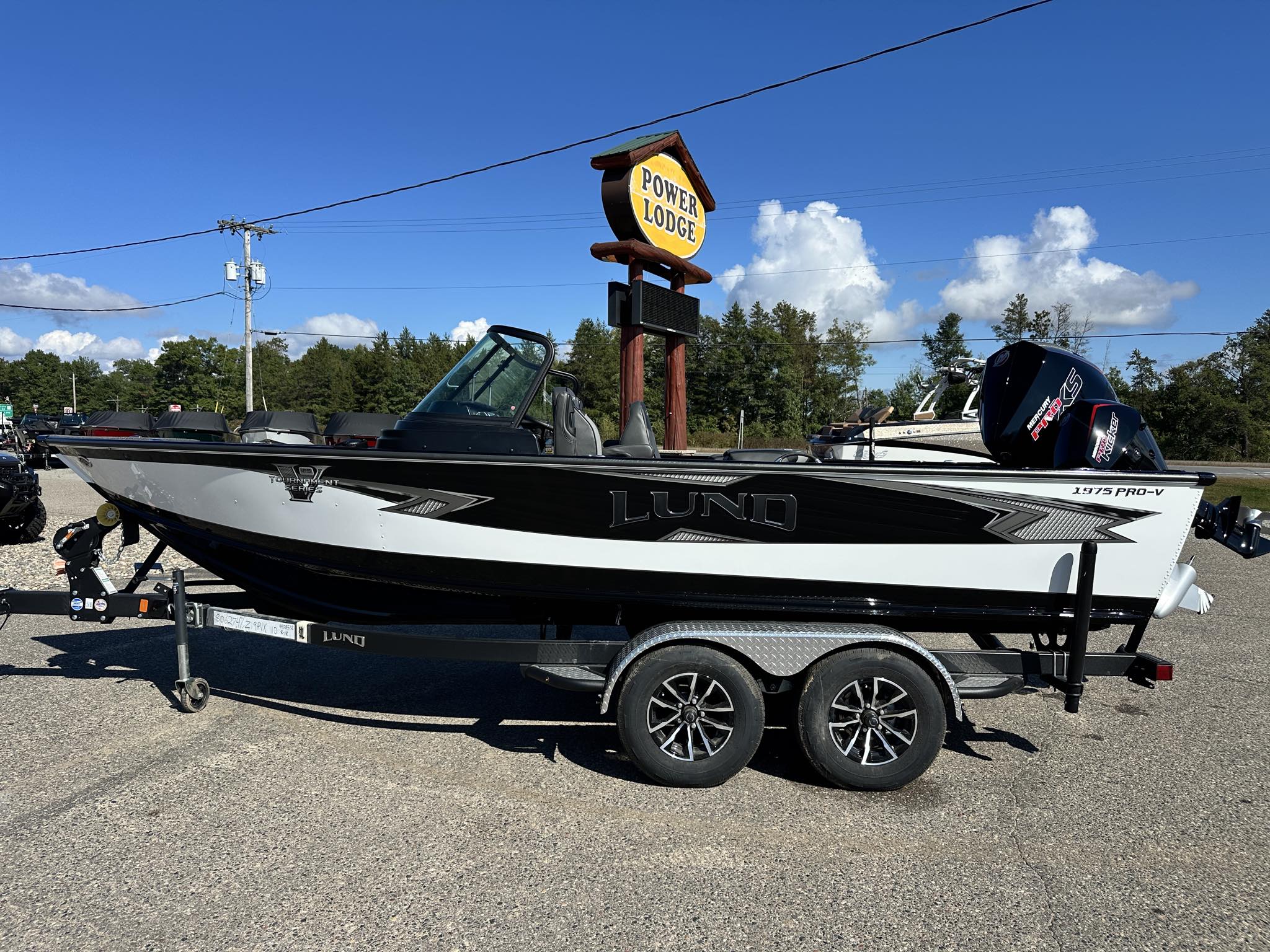 2026 Lund 1975 Pro V Sport