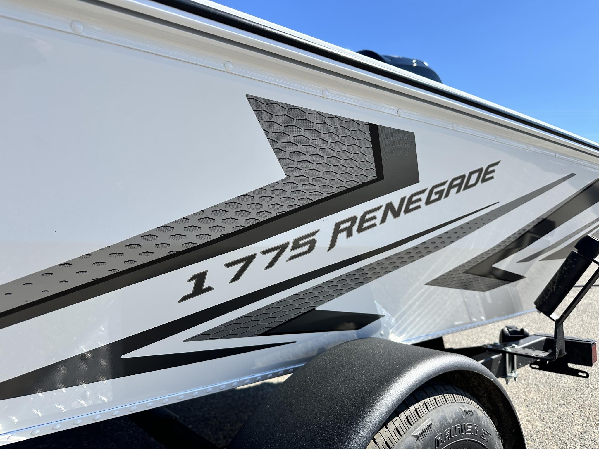 2026 Lund 1775 Renegade SS - Photo 4