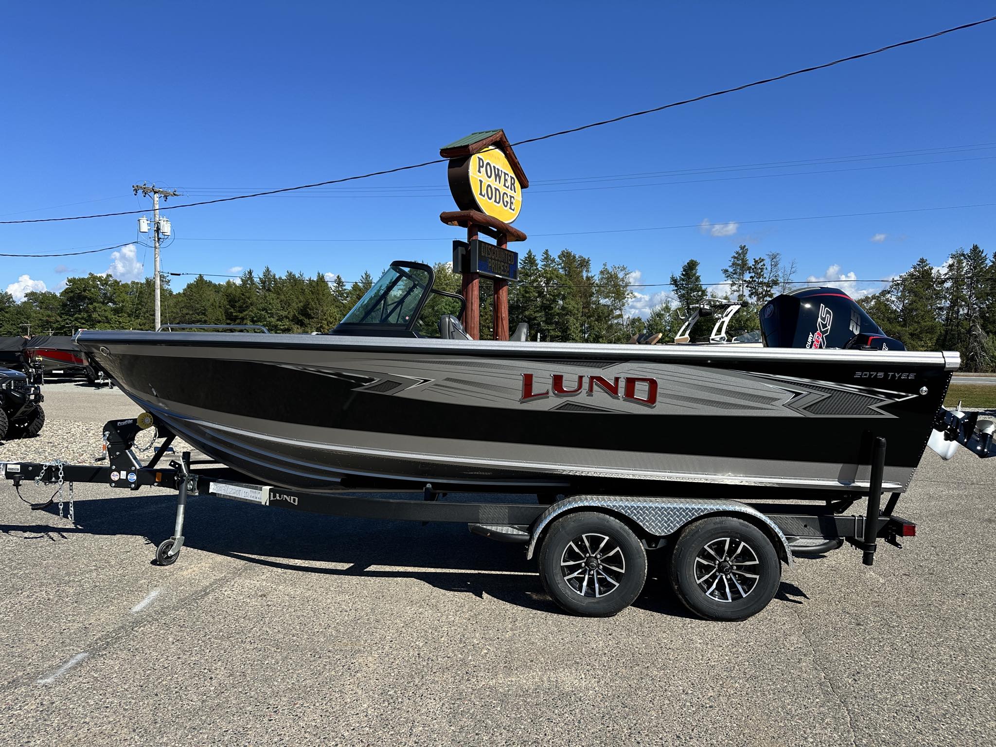 2026 Lund 2075 Tyee Sport