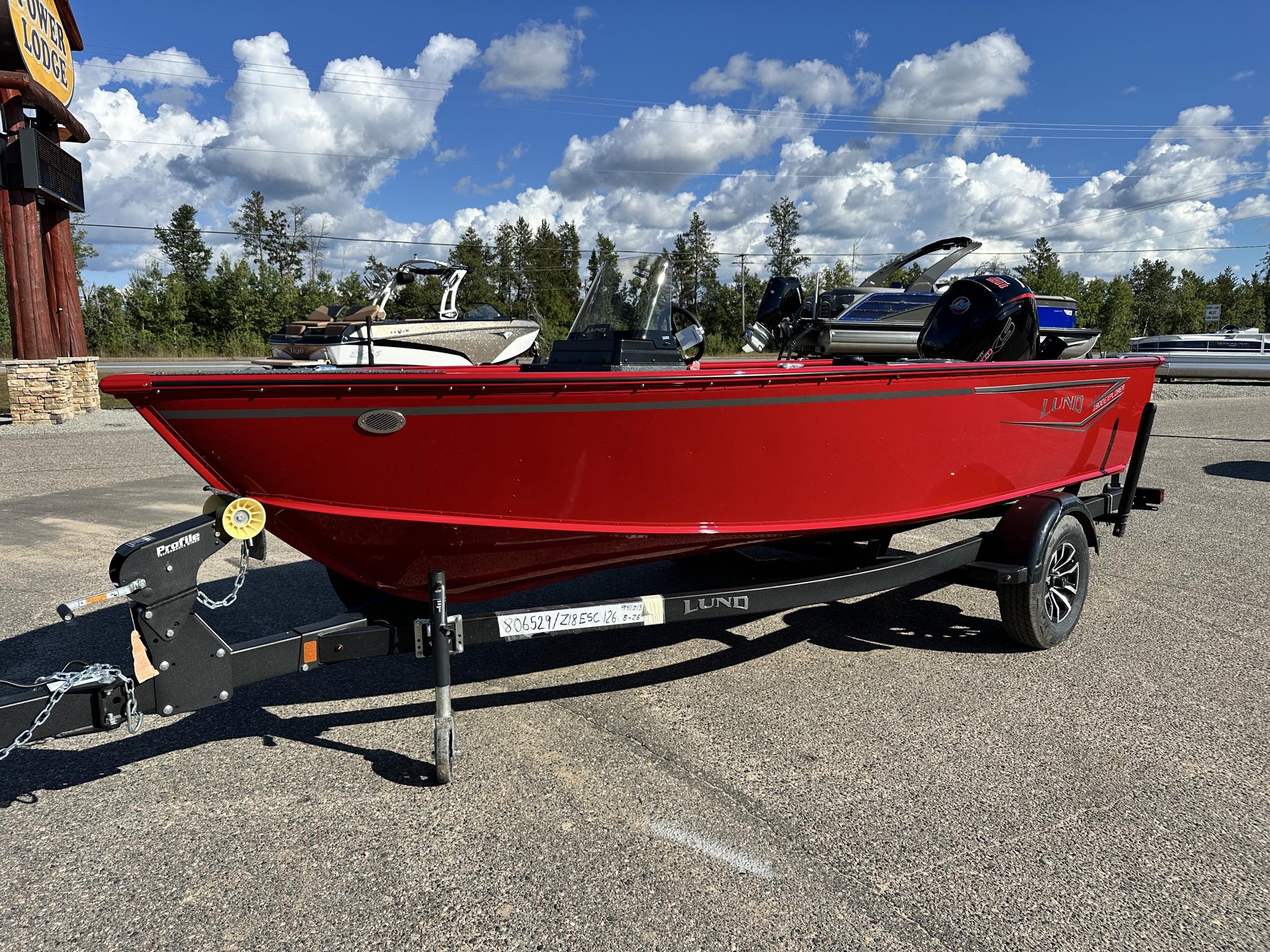 2026 Lund 1800 EXPLORER SPORT SIDE CONSOLE - Photo 4