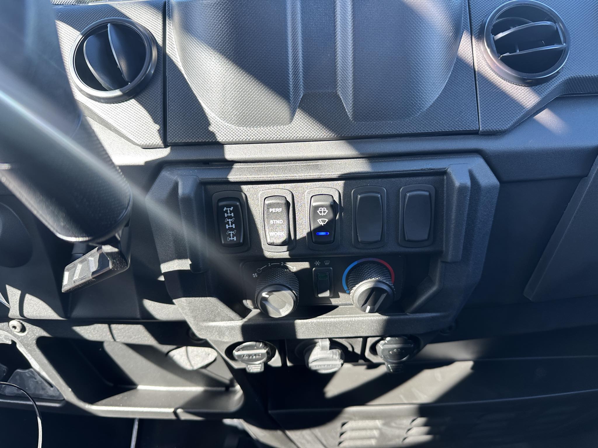 2026 Polaris RANGER CREW XP 1000 NORTHSTAR PREMIUM - Photo 11