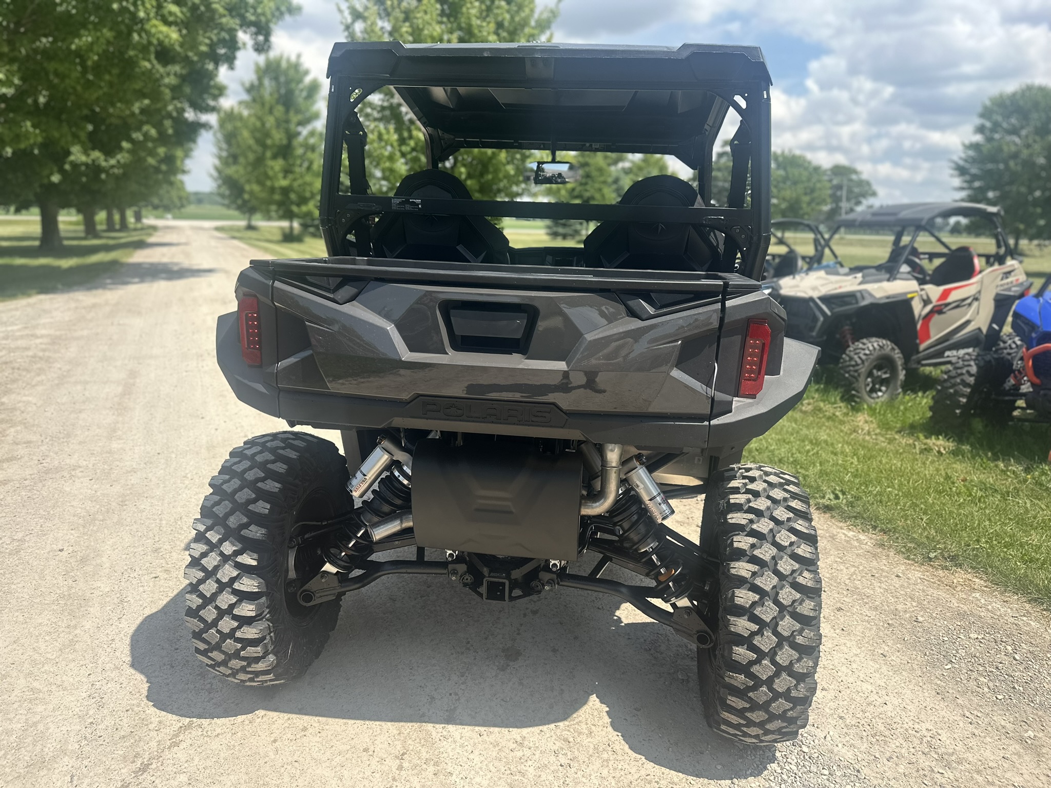 2025 Polaris GENERAL® XP 1000 Premium - Photo 8