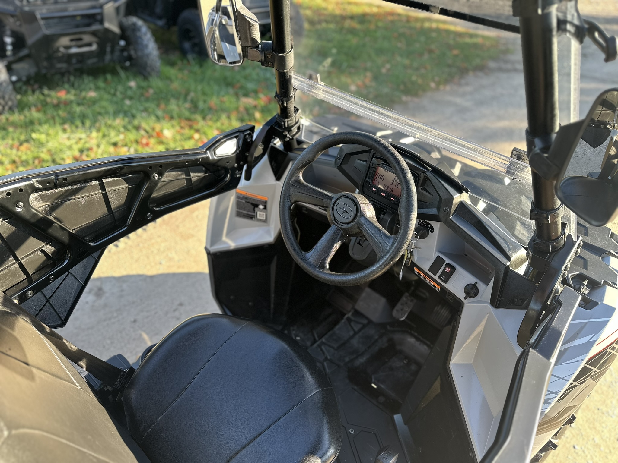 2019 Polaris Polaris ACE® 570 EPS - Ghost Gray - Photo 10