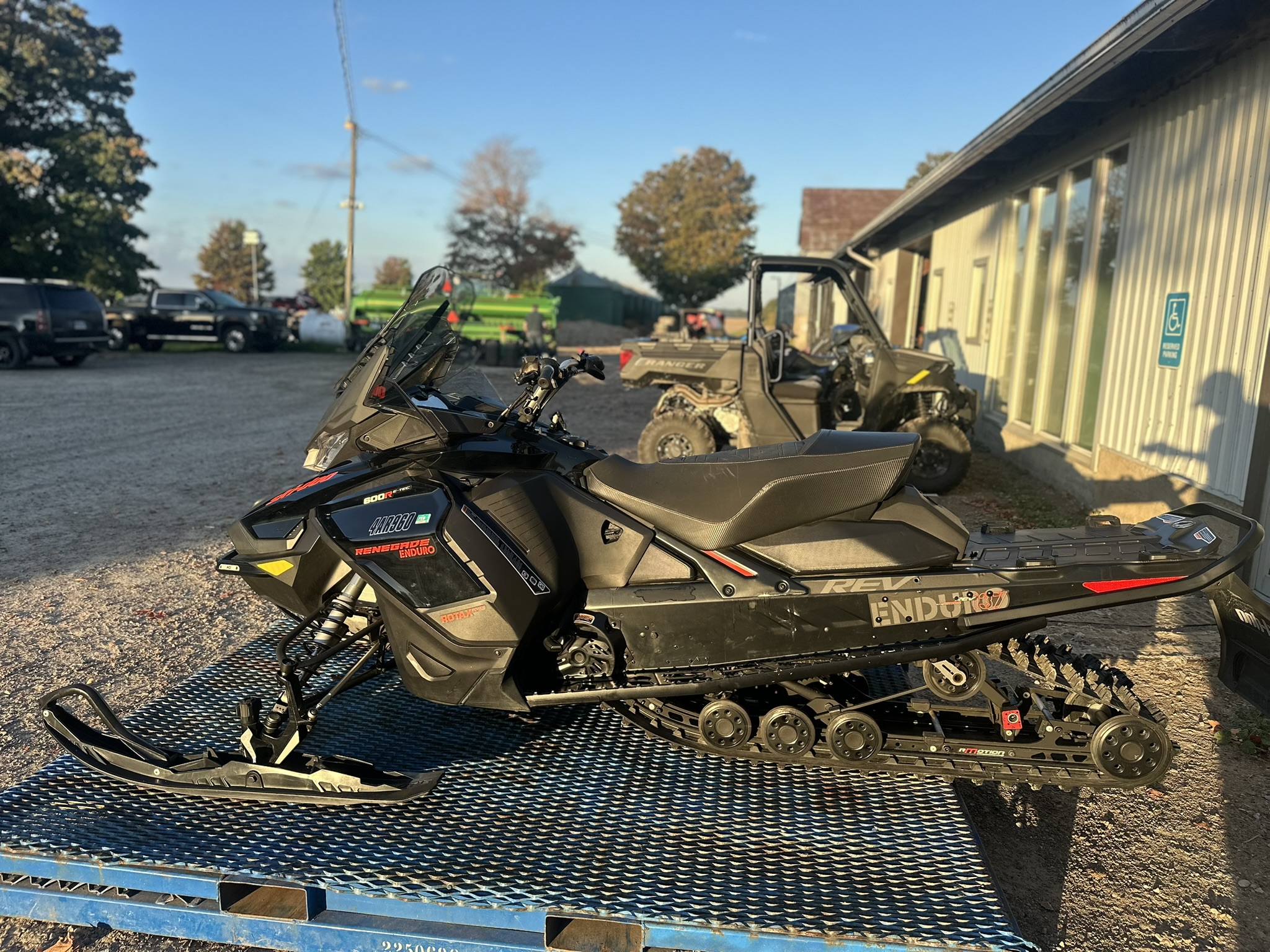 2019 Ski-Doo Renegade Enduro 600R E-TEC Black - Photo 6