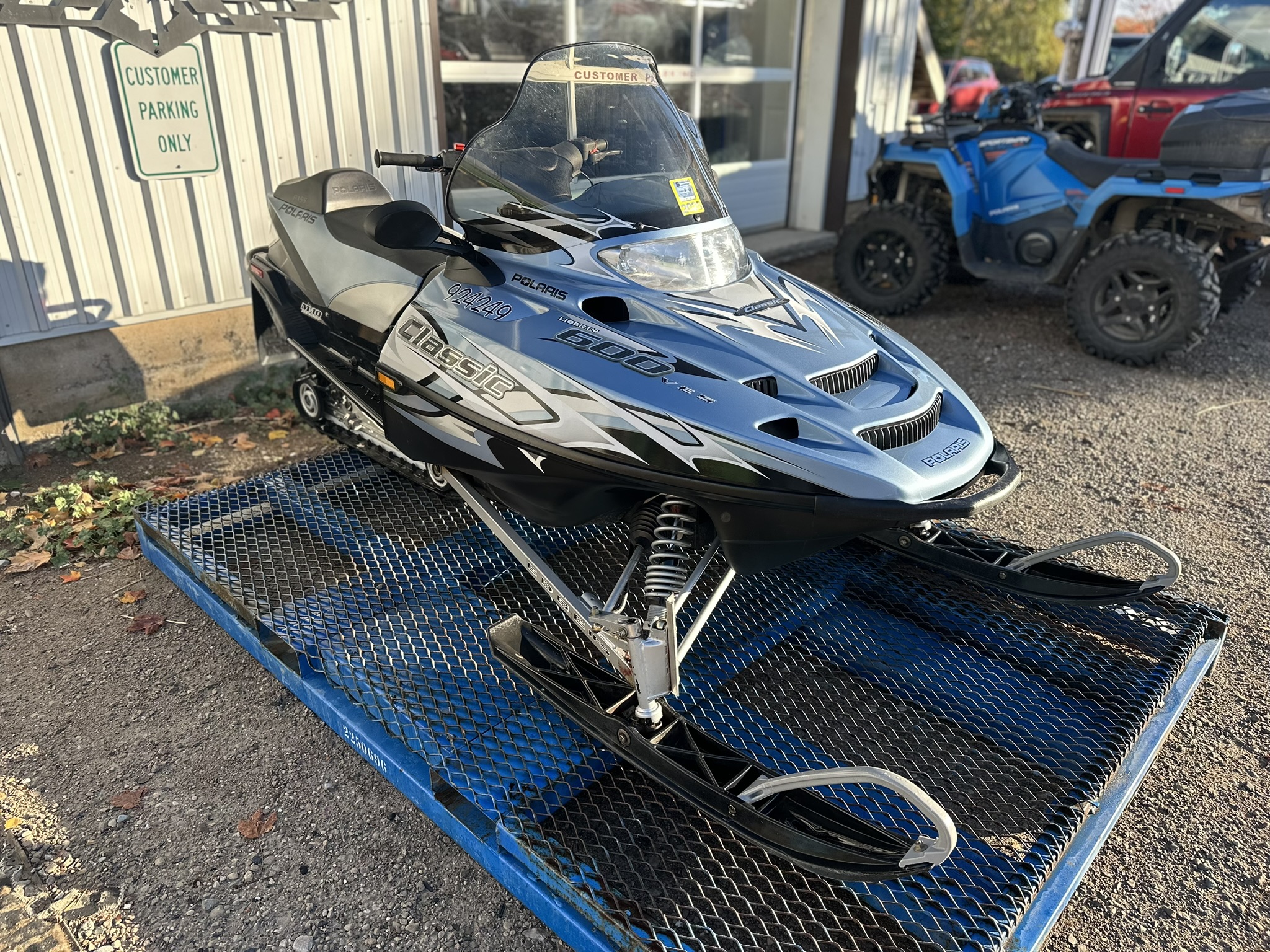 2004 Polaris 600 CLASSIC - Photo 3