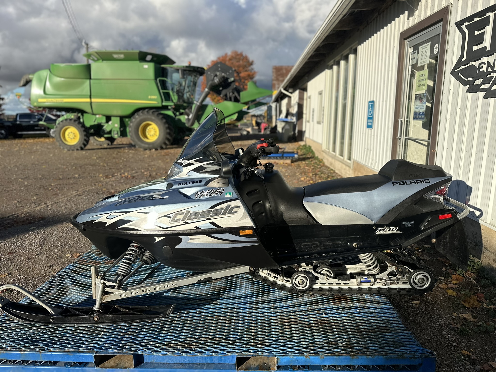 2004 Polaris 600 CLASSIC - Photo 6