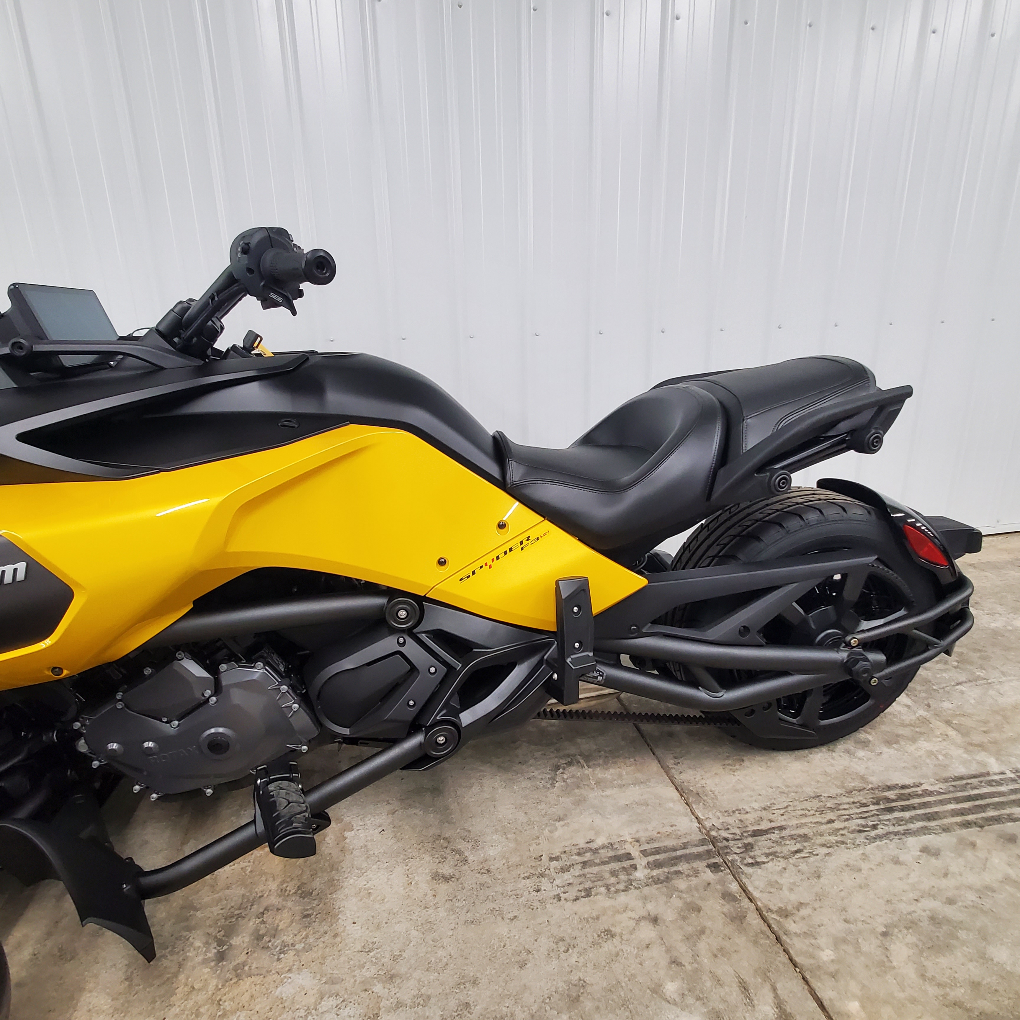 S様リクエスト New Inventory C & C Custom Cycle Chariton, IA (641) 774-7494