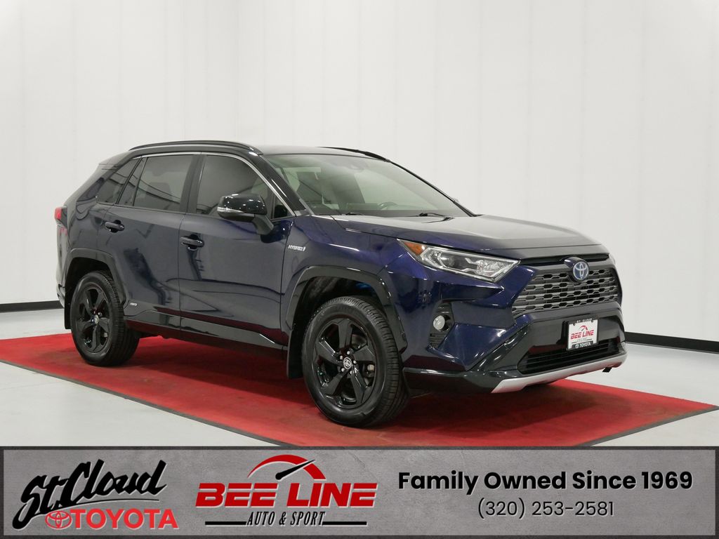 2020 Toyota RAV4 XSE