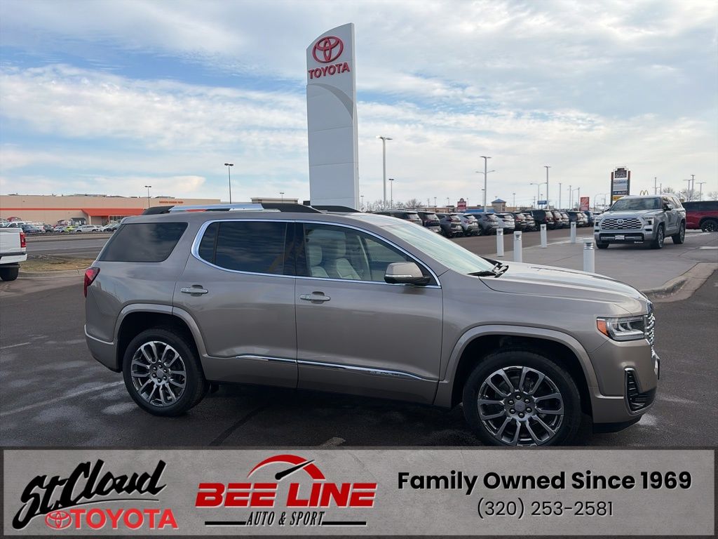 2022 GMC Acadia Denali