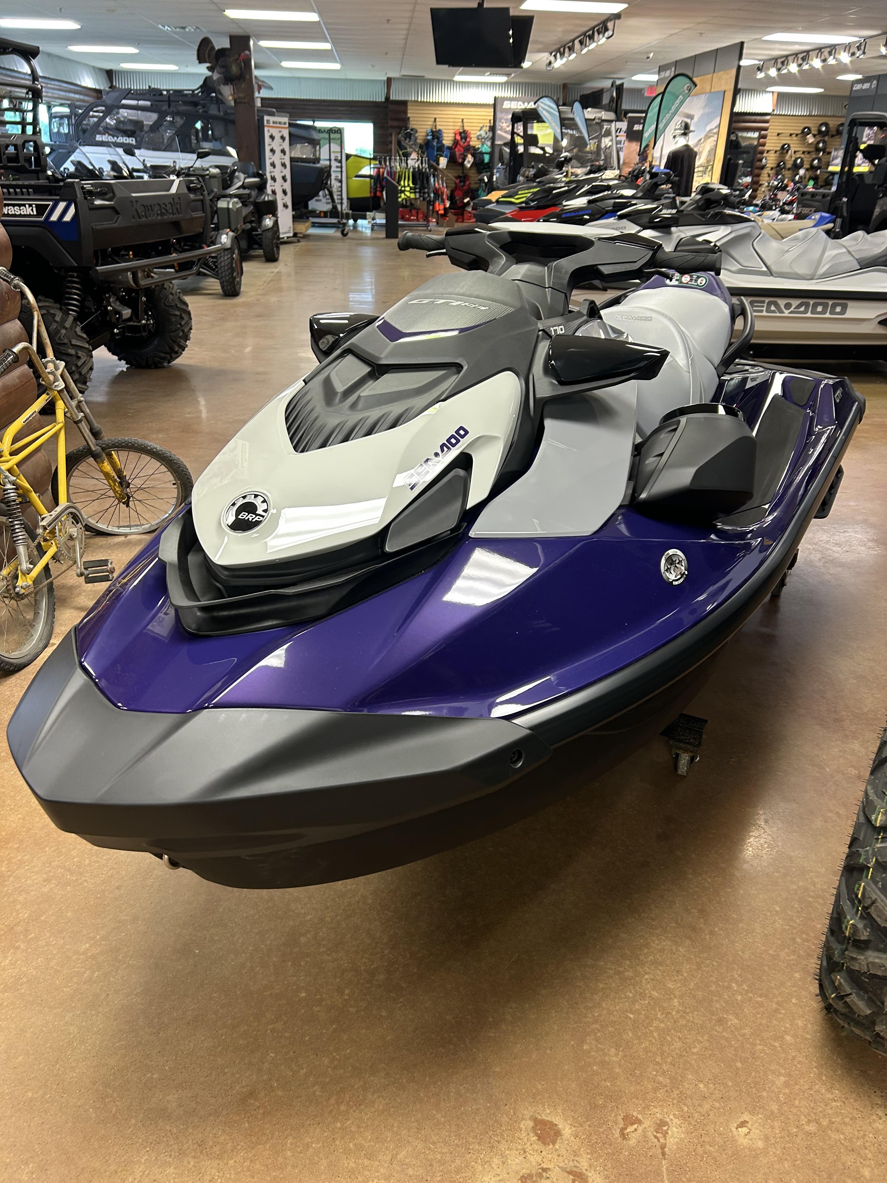 2025 Sea-Doo GTI SE 170 with Sound - Photo 3