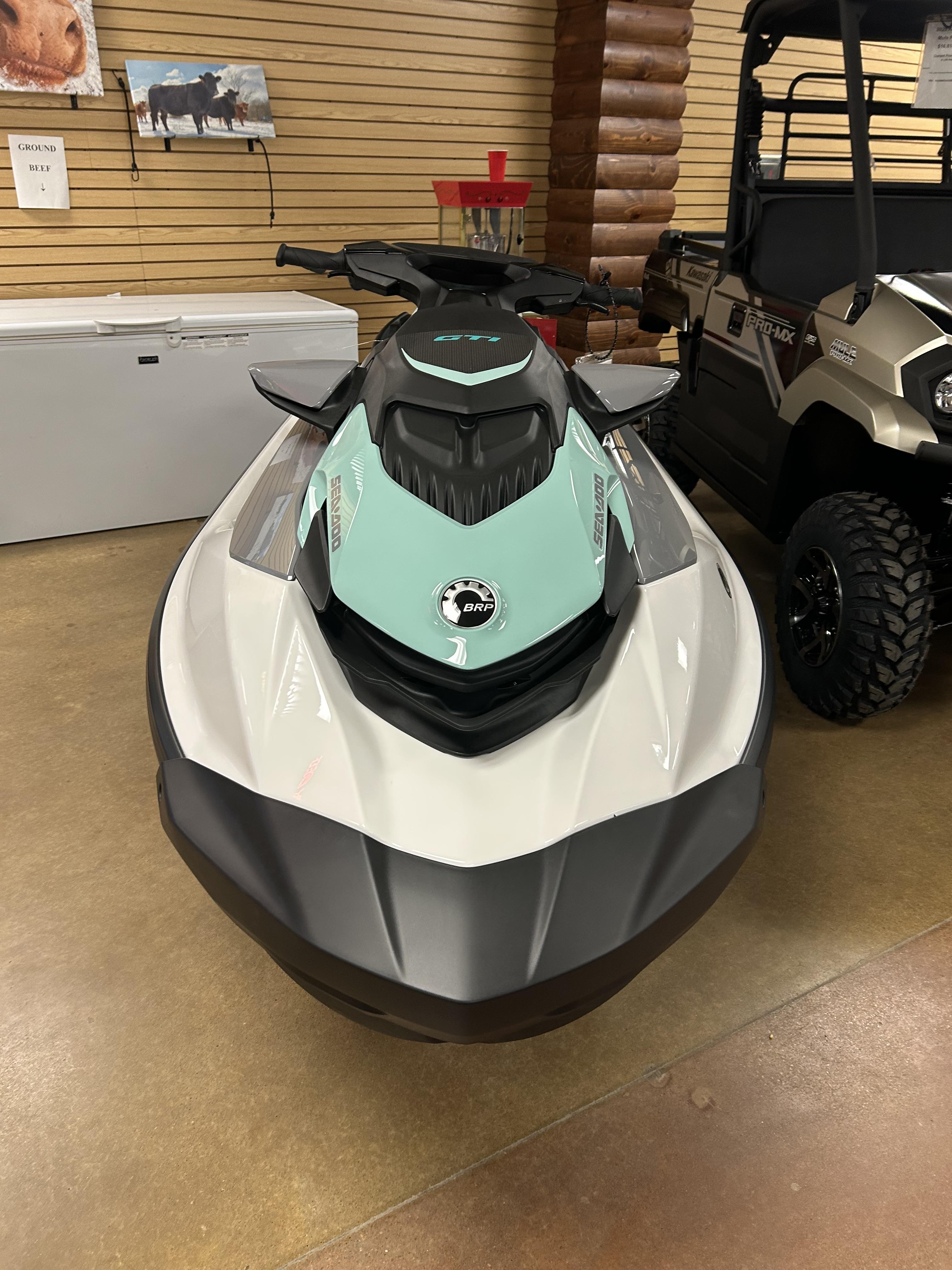 2025 Sea-Doo GTI 130 - Photo 3
