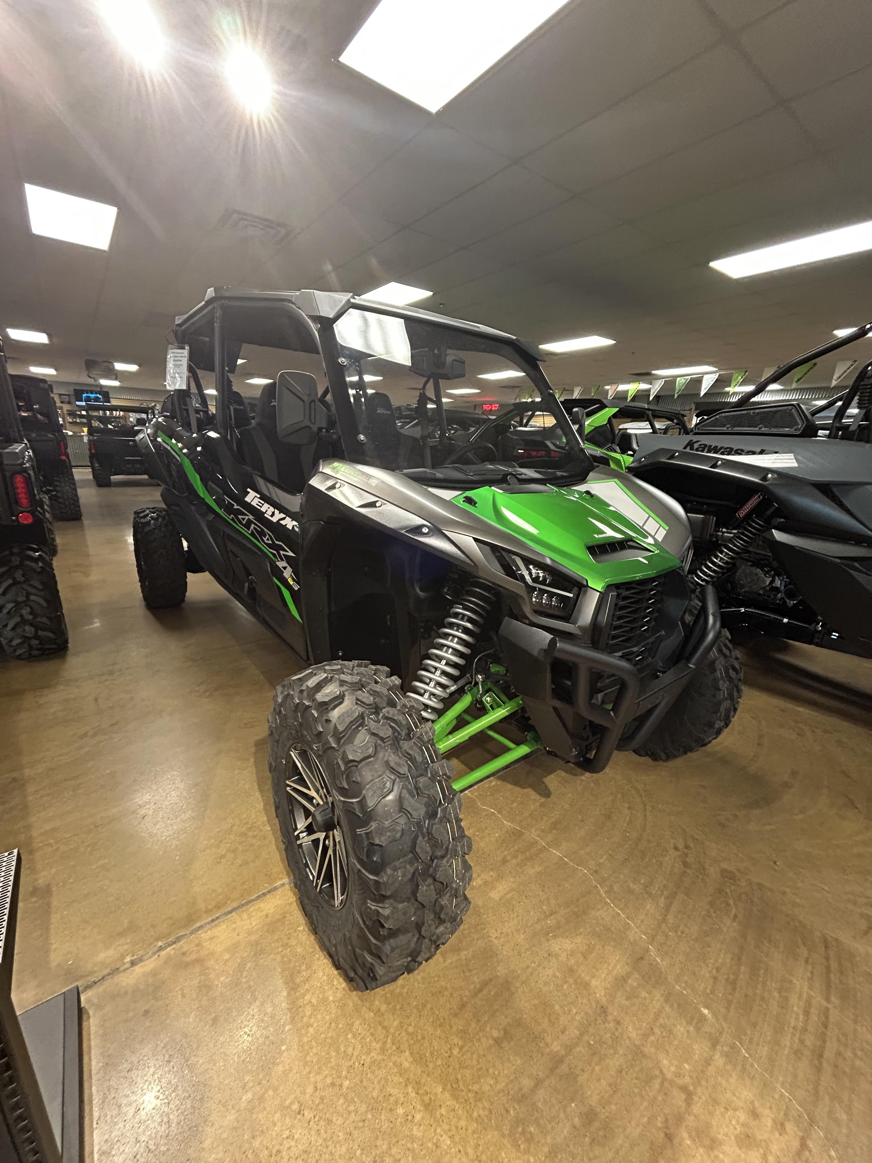 2024 Kawasaki TERYX KRX 4 1000 ES