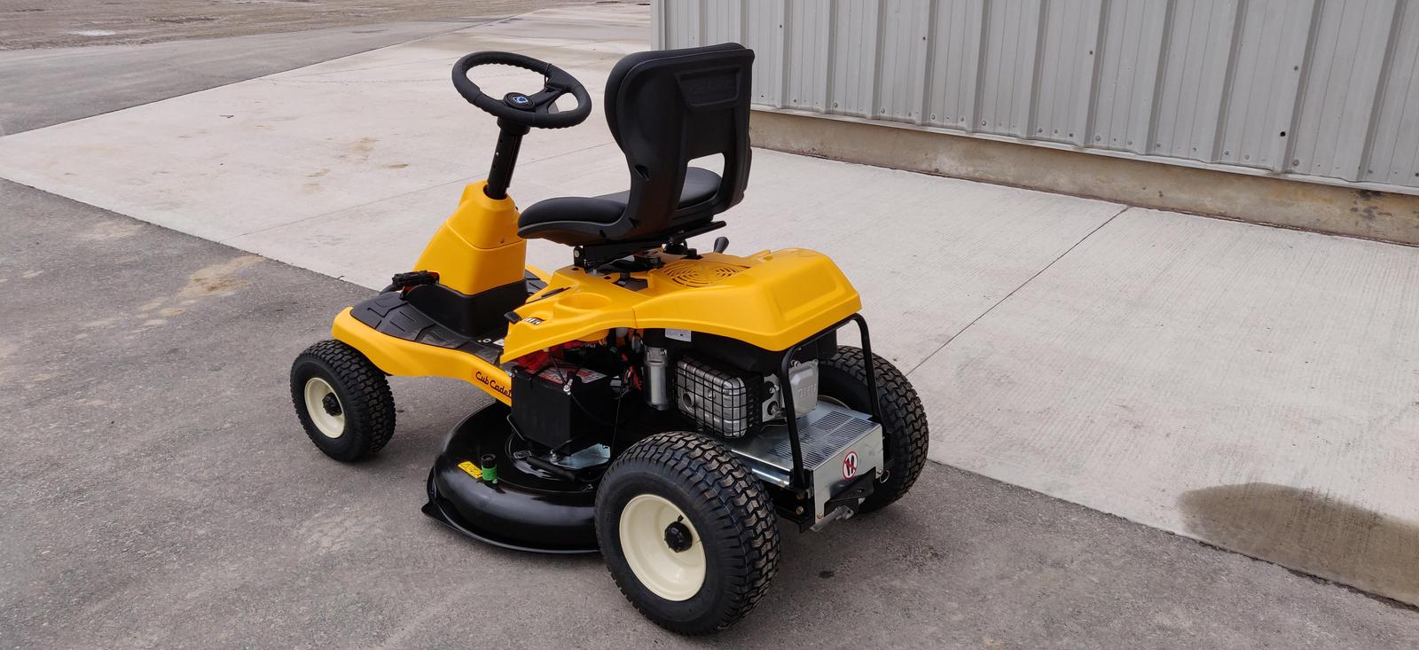 2021 Cub Cadet CC 30H for sale in Tillsonburg, ON. Chesterman Power